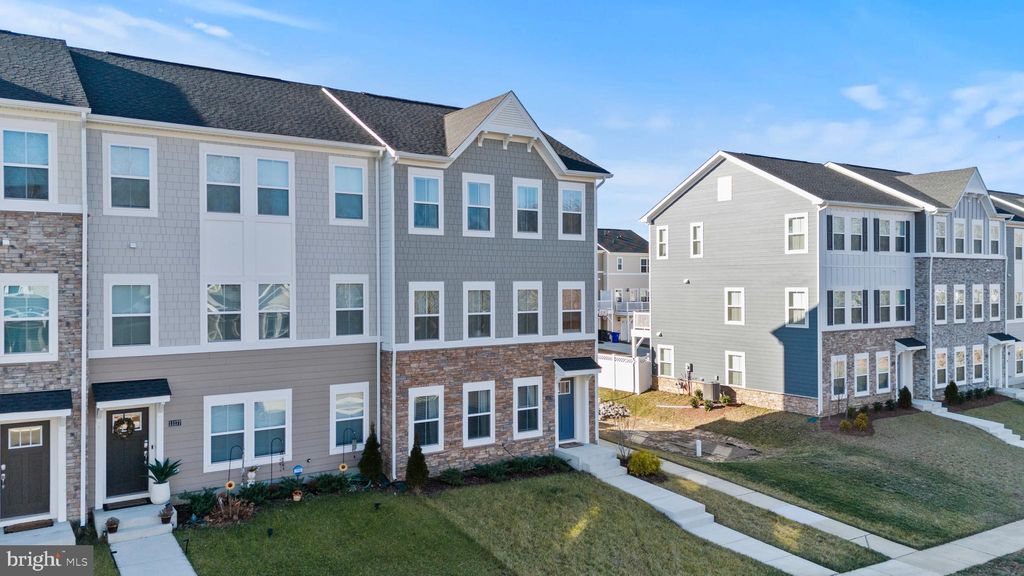 Photo of 11175 Conway Place, WHITE PLAINS, MD 20695 (MLS # MDCH2052004)