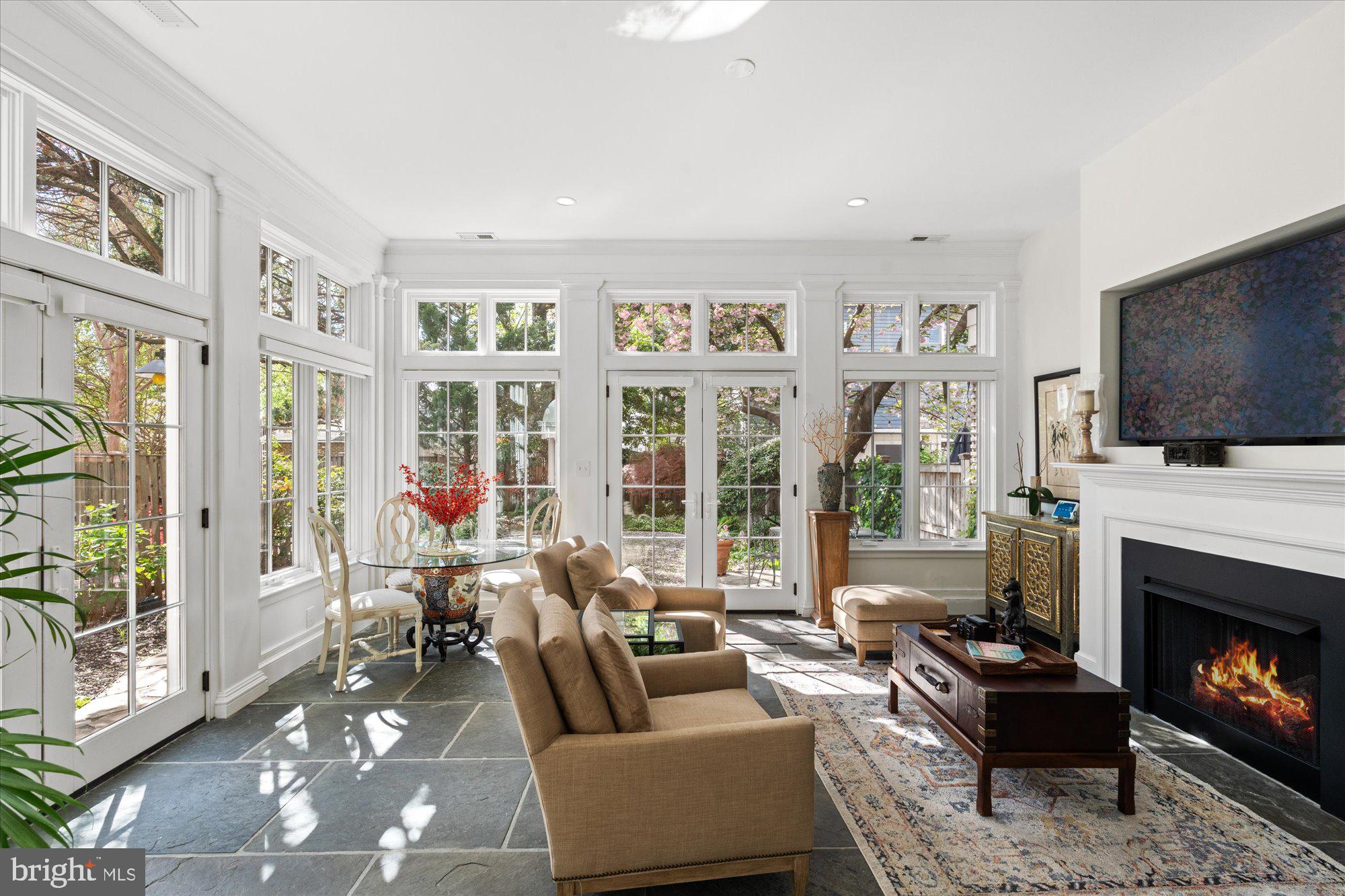 OLD TOWN - Residential