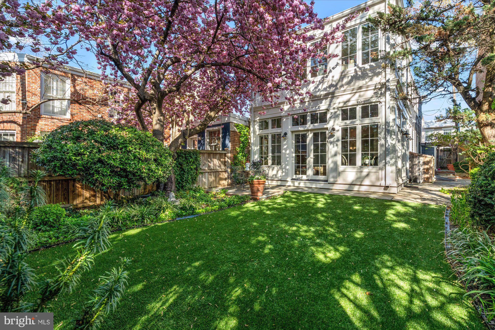 OLD TOWN - Residential