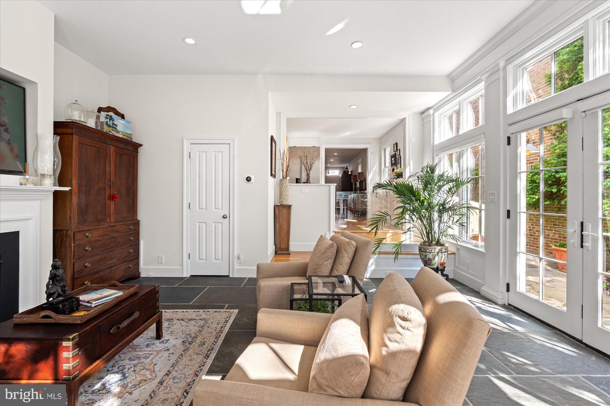 OLD TOWN - Residential