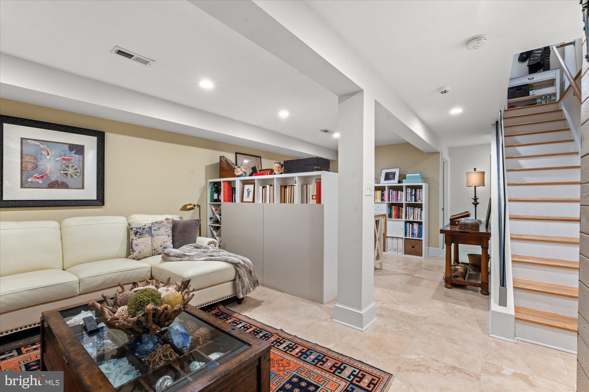 OLD TOWN - Residential