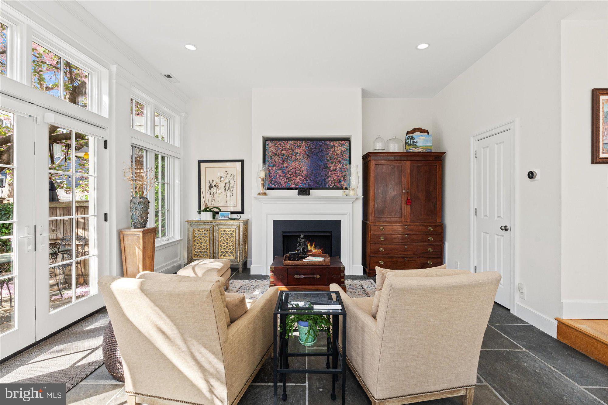 OLD TOWN - Residential