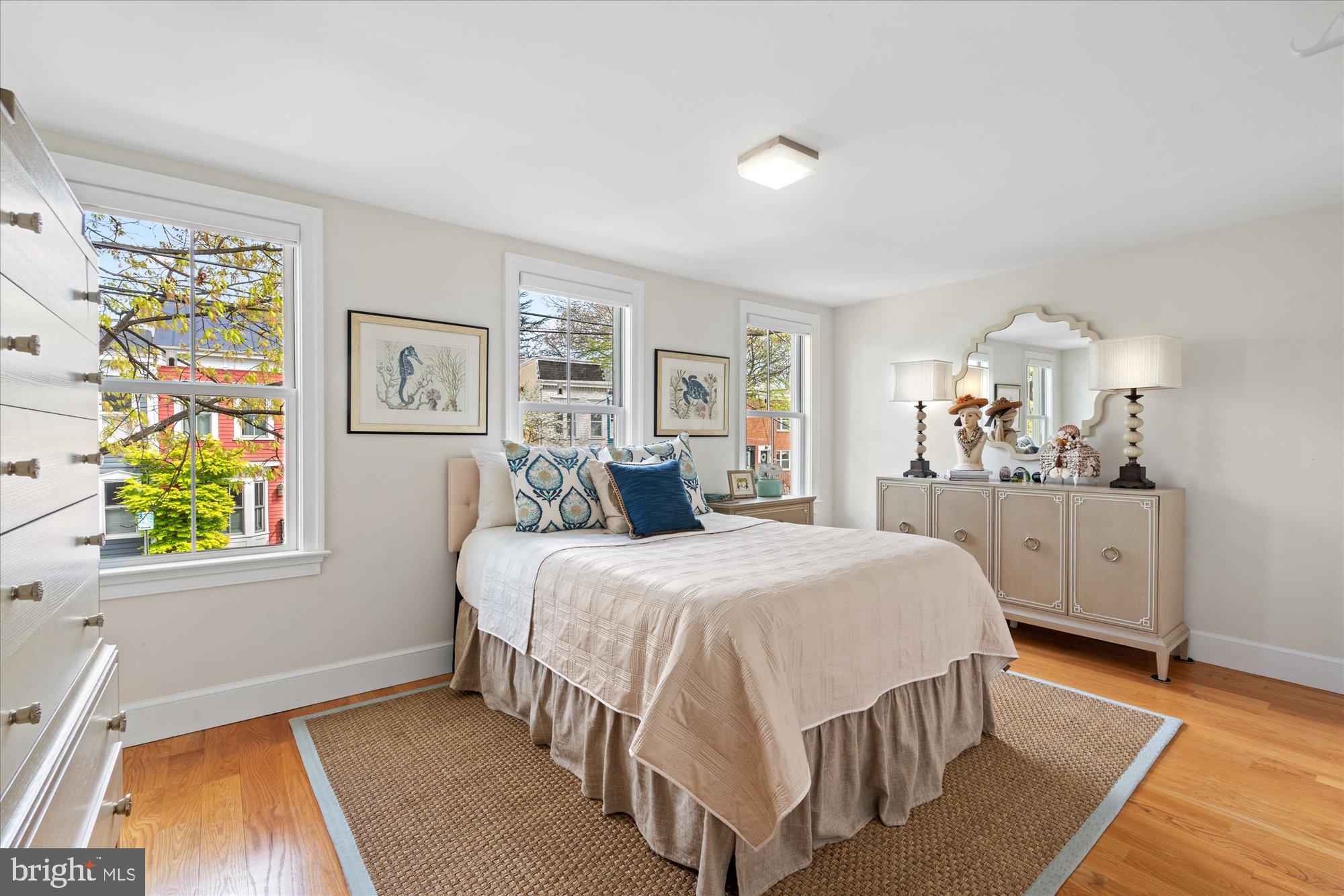 OLD TOWN - Residential