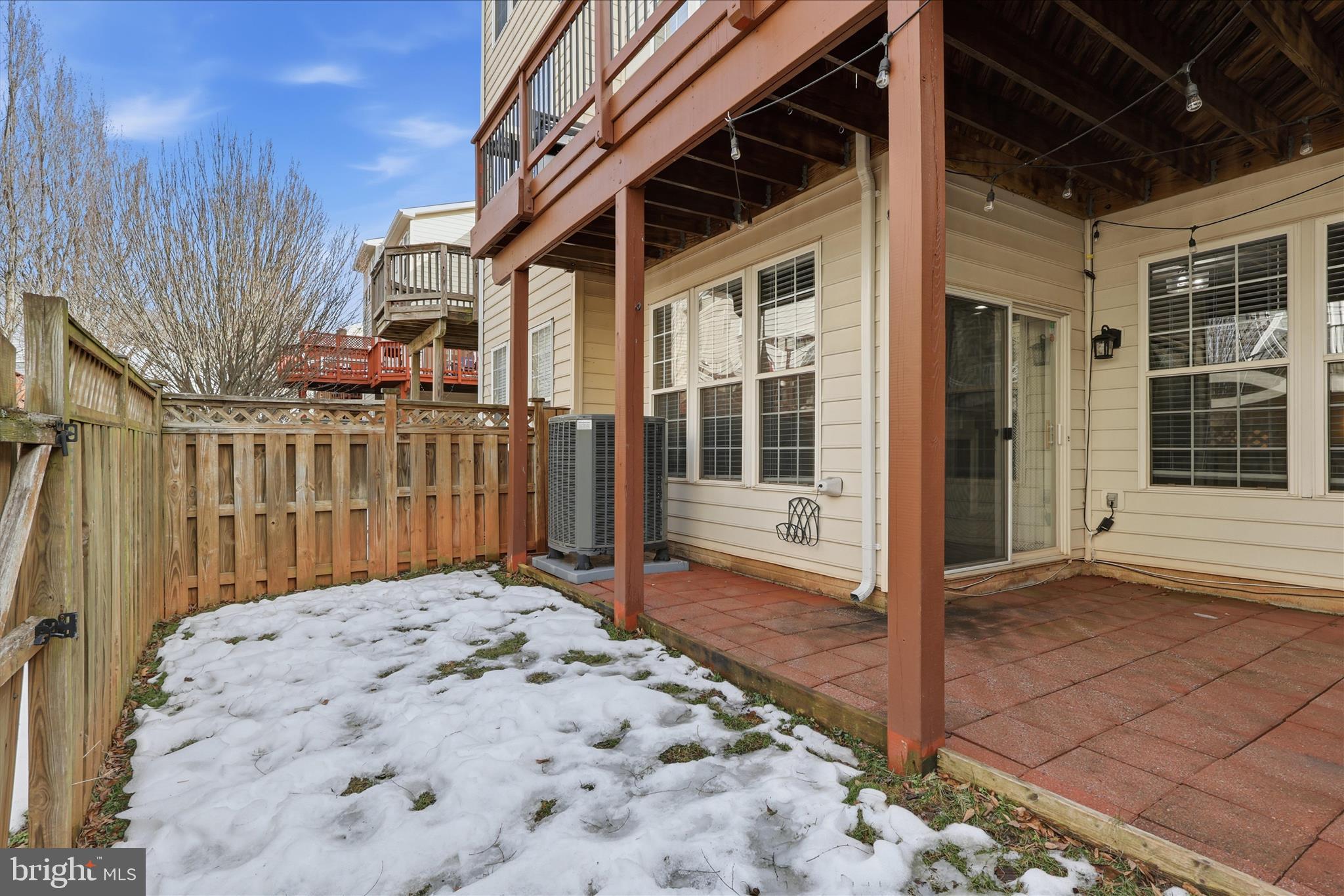 POTOMAC LAKES - Residential