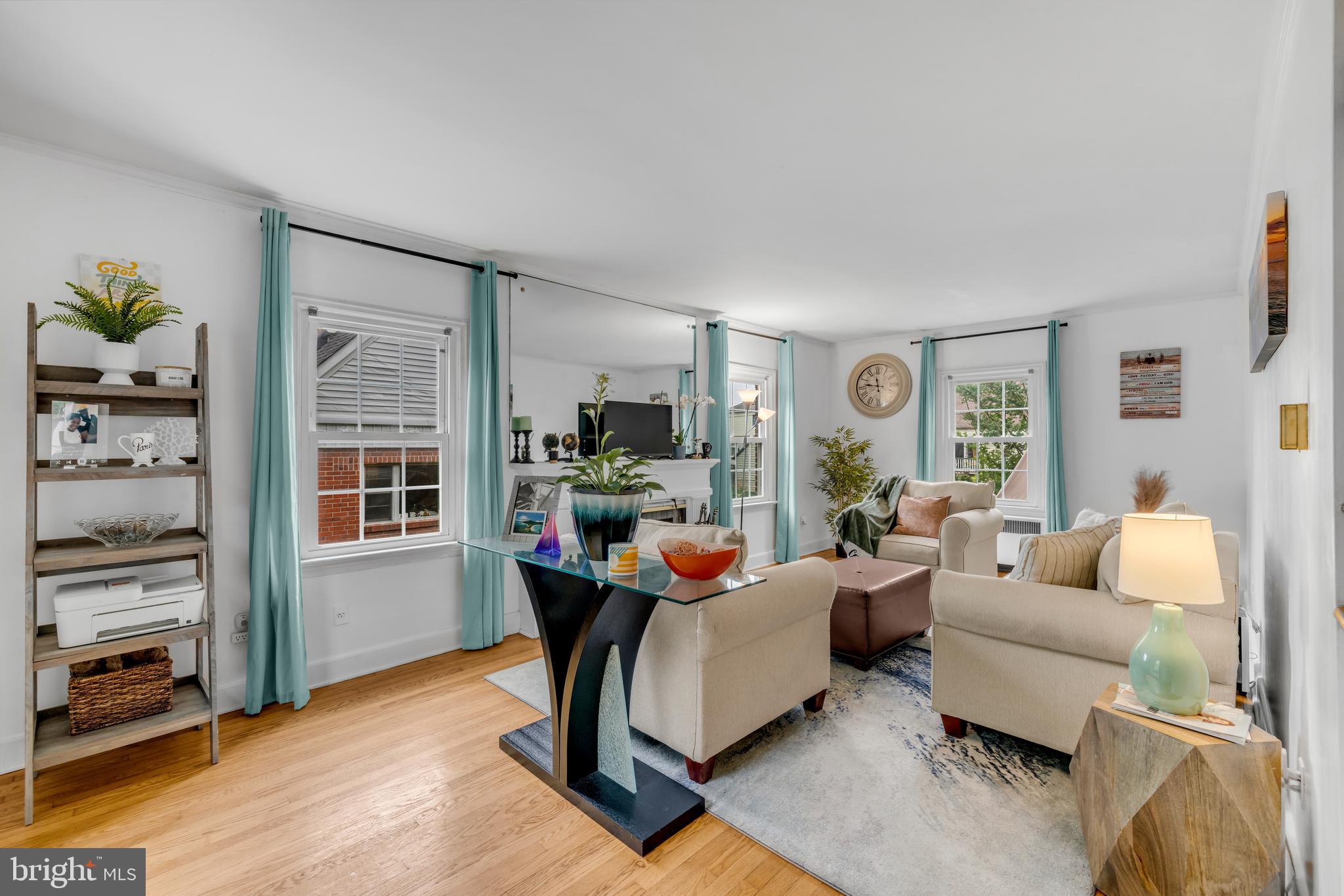 1003 E NEWPORT PIKE