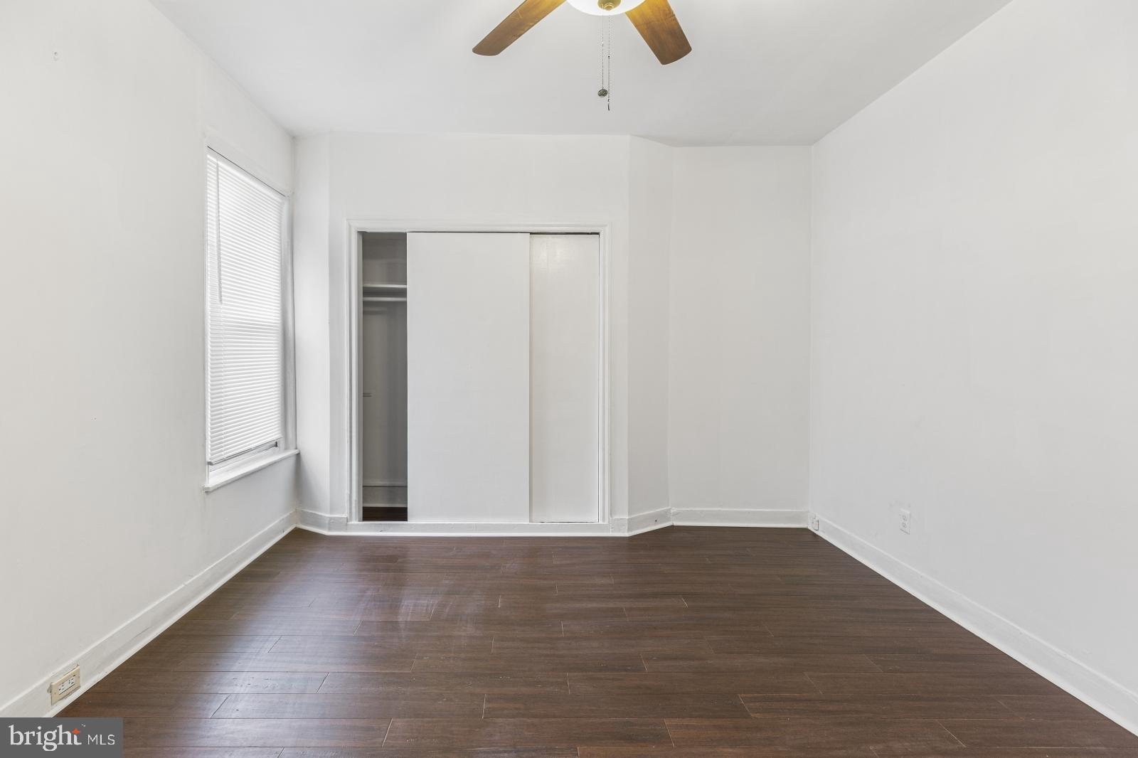 PORT RICHMOND - Residential Lease