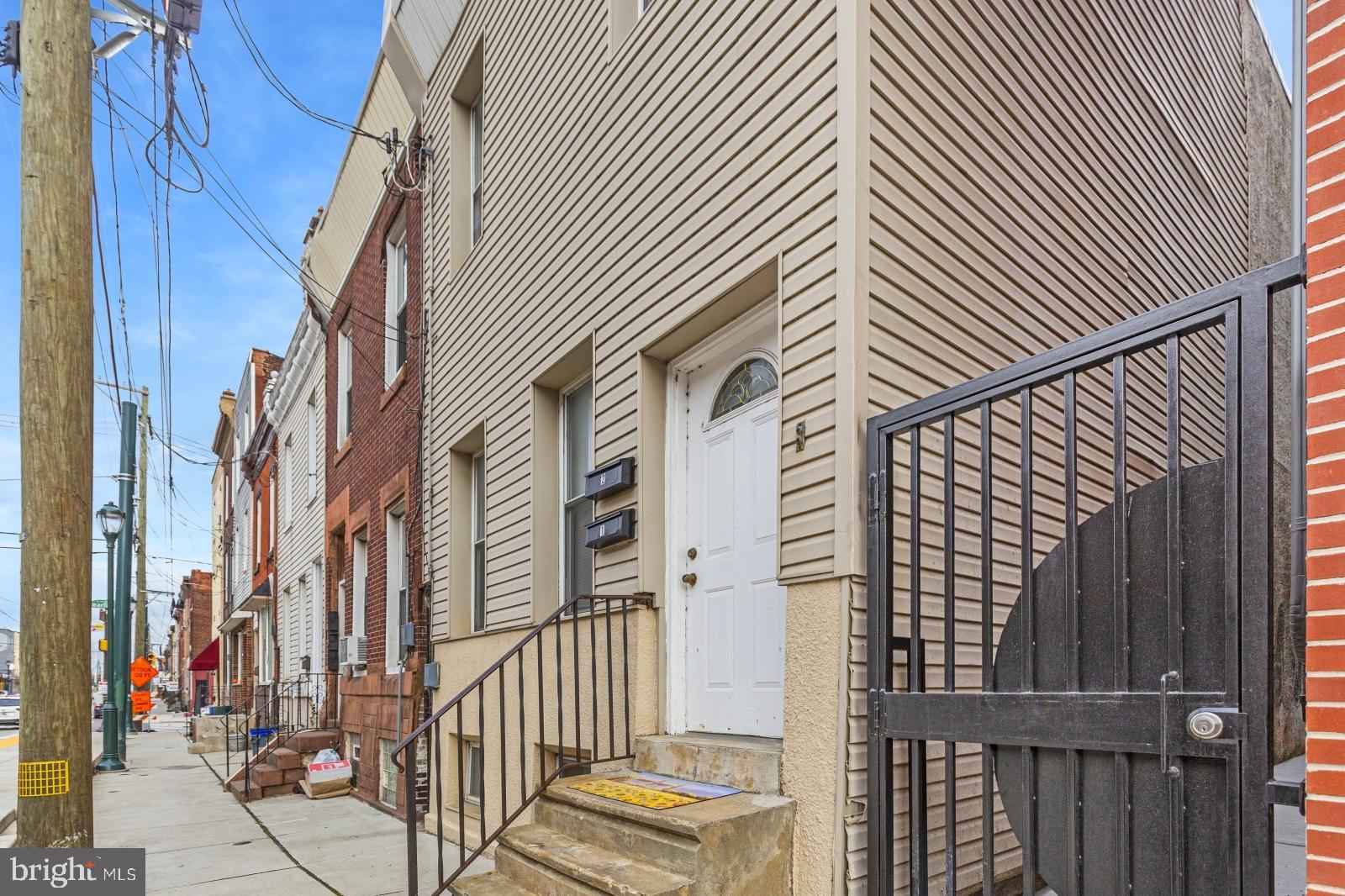 PORT RICHMOND - Residential Lease