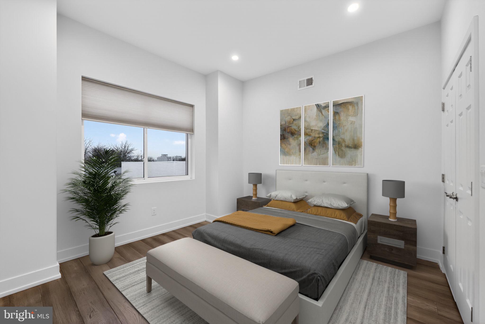 PORT RICHMOND - Residential