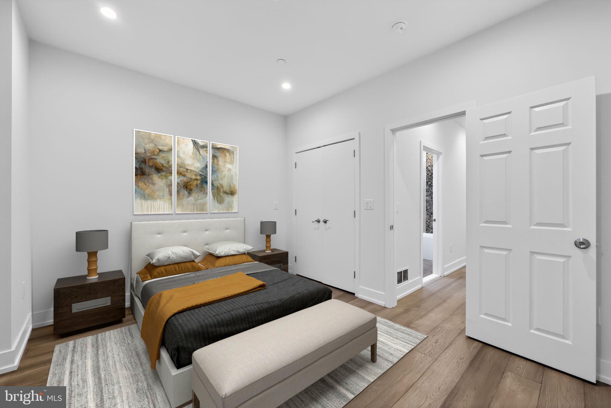 PORT RICHMOND - Residential