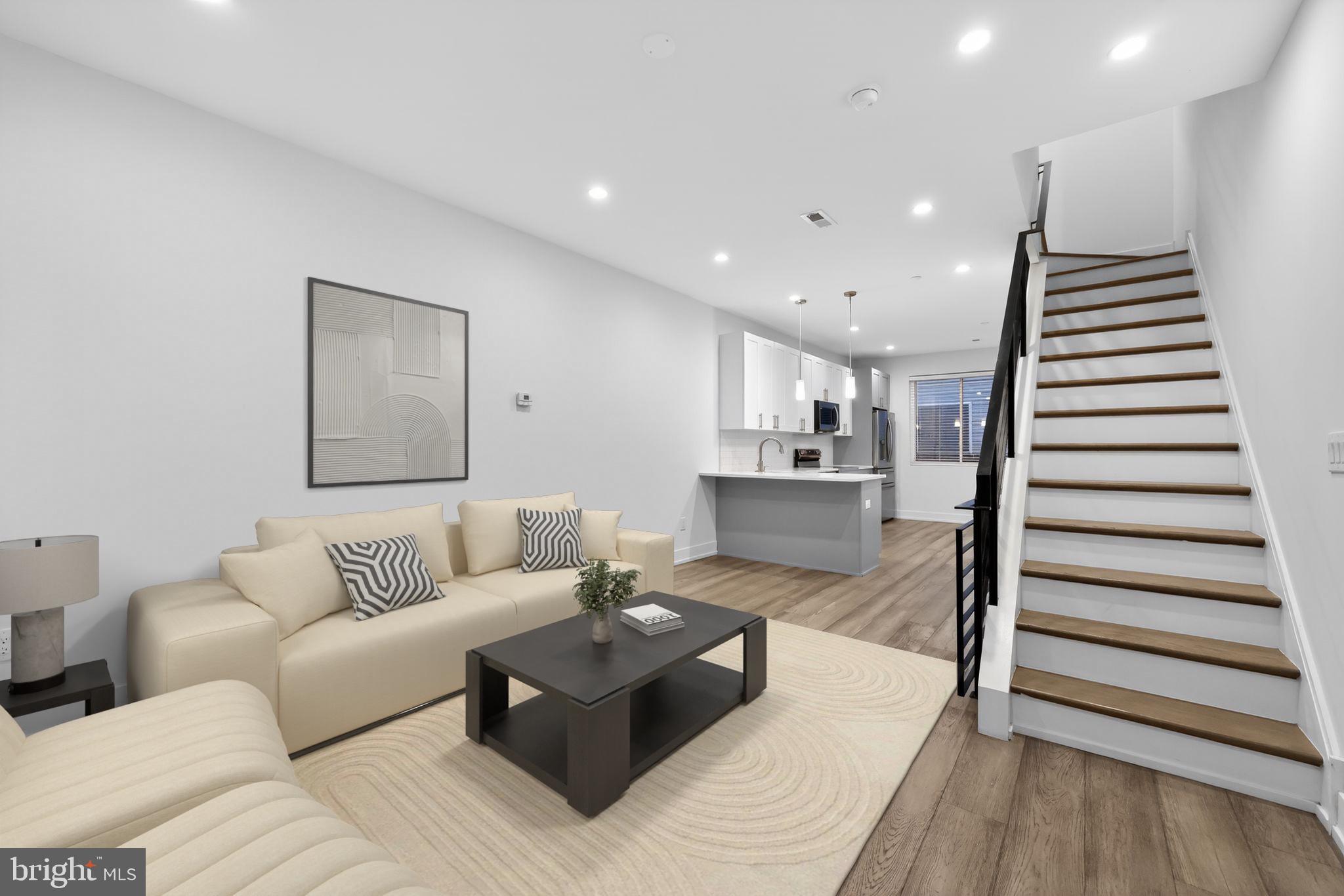 PORT RICHMOND - Residential