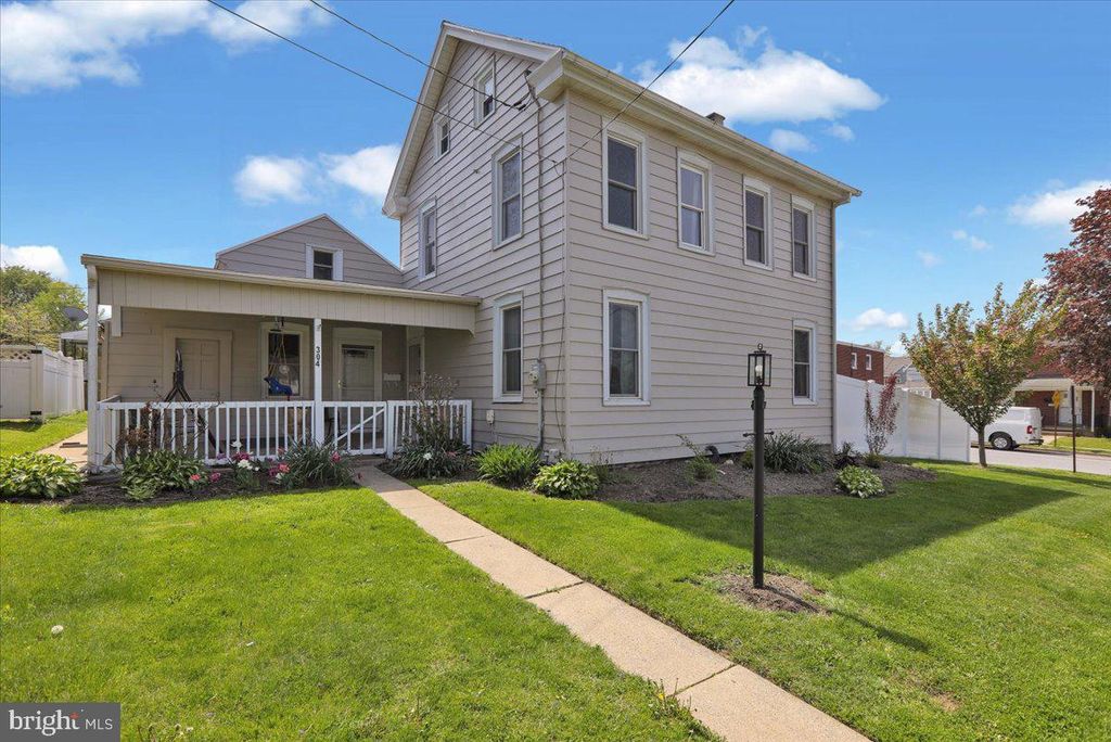 Photo of 304 Charles Road, LANCASTER, PA 17603 (MLS # PALA2069074)