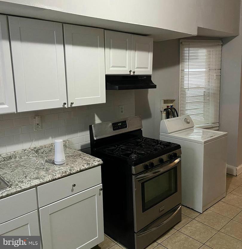 ALBEMARLE SQUARE - Residential