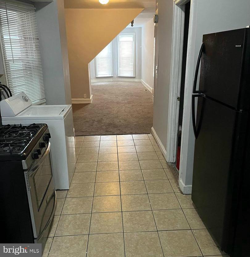 ALBEMARLE SQUARE - Residential