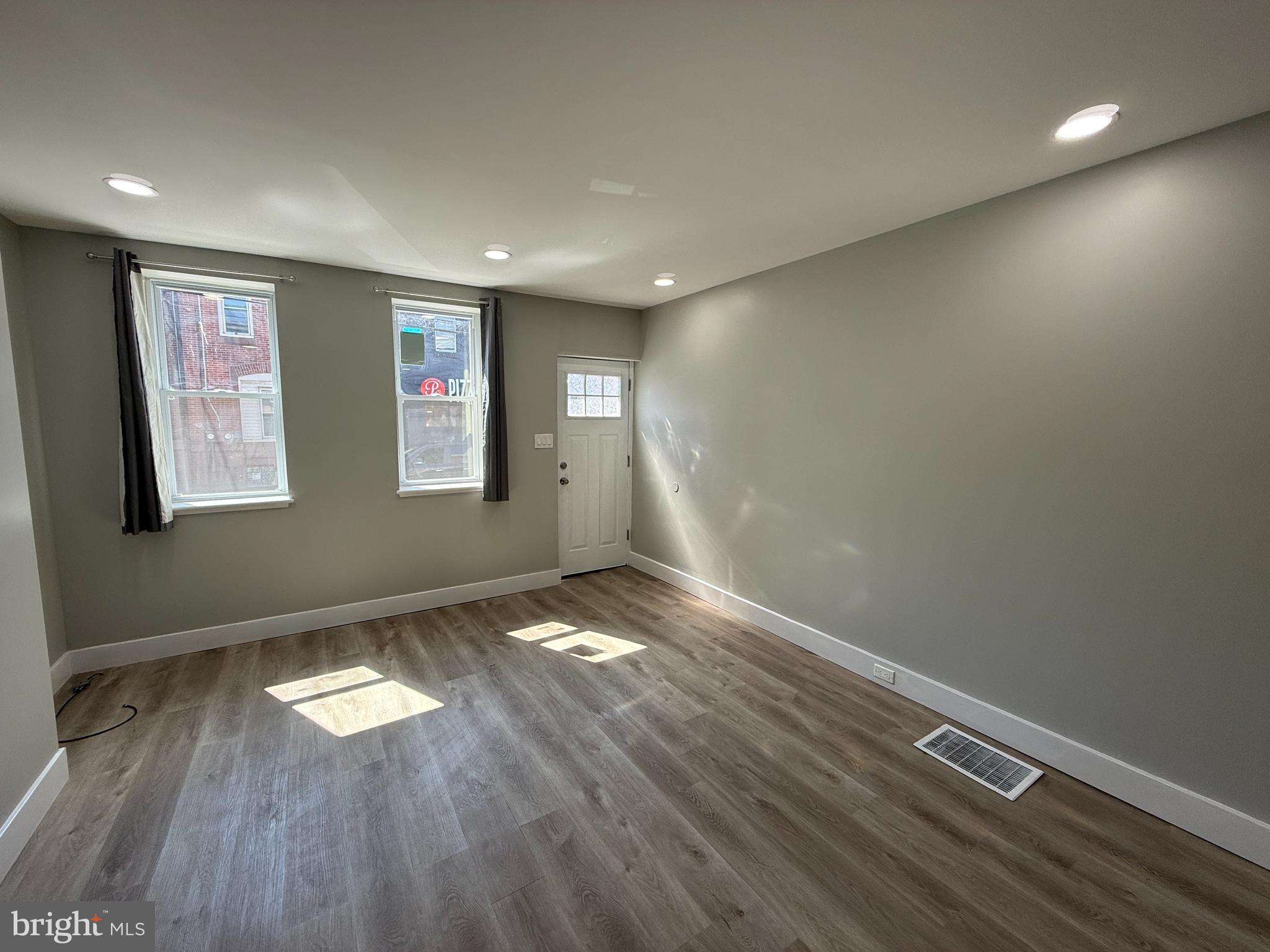 GRAYS FERRY - Residential