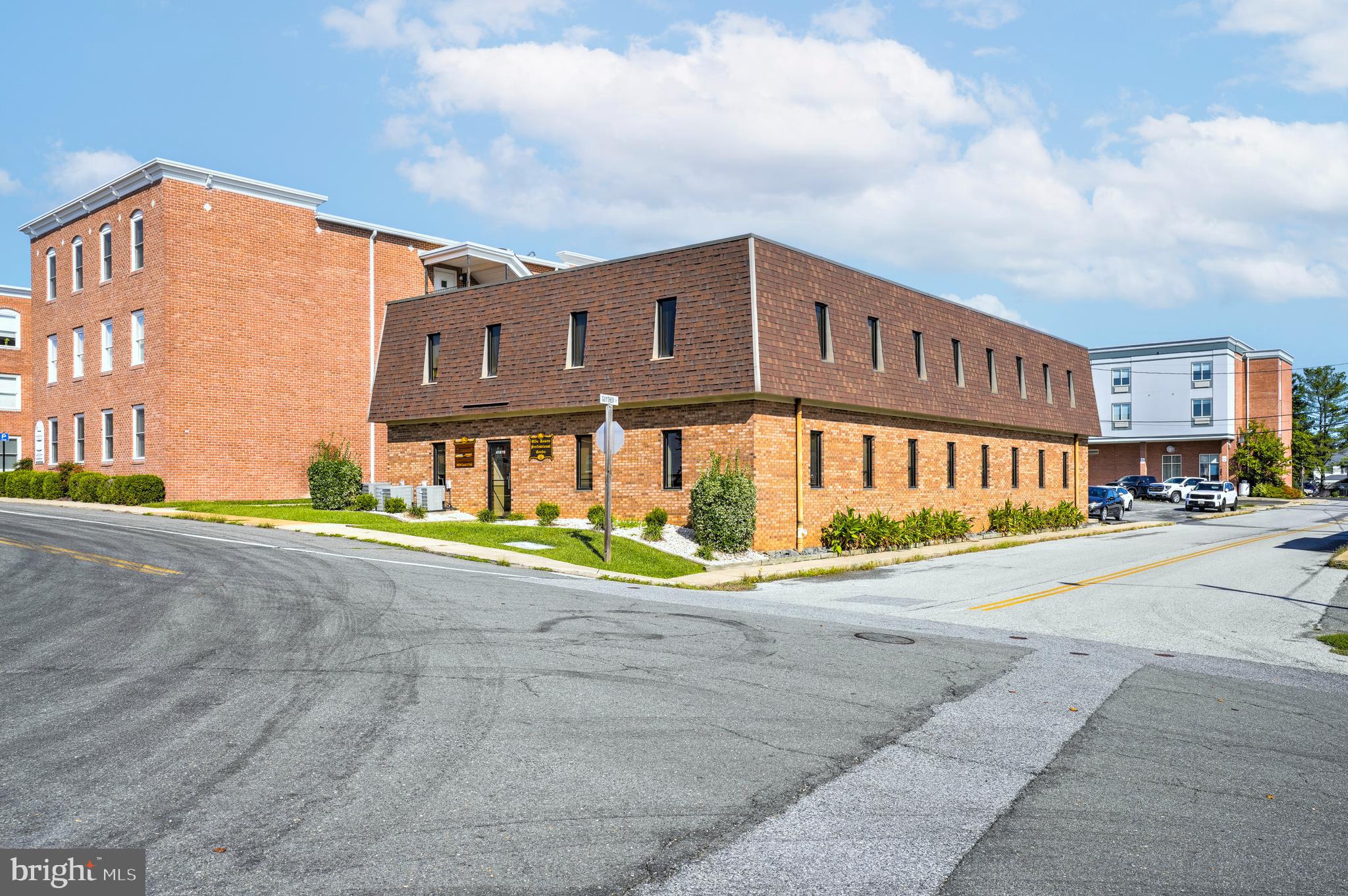 41670 COURTHOUSE DRIVE