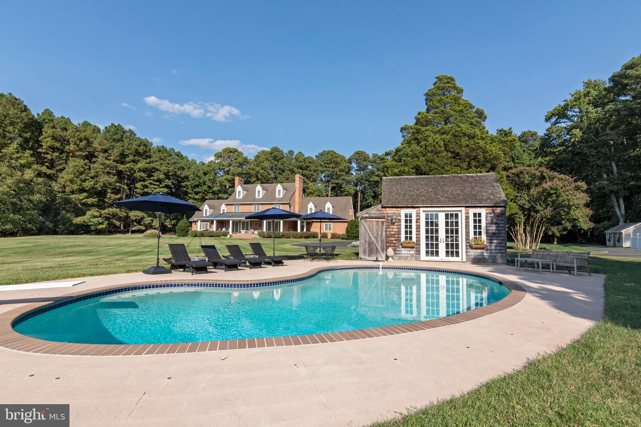 EASTON - Residential