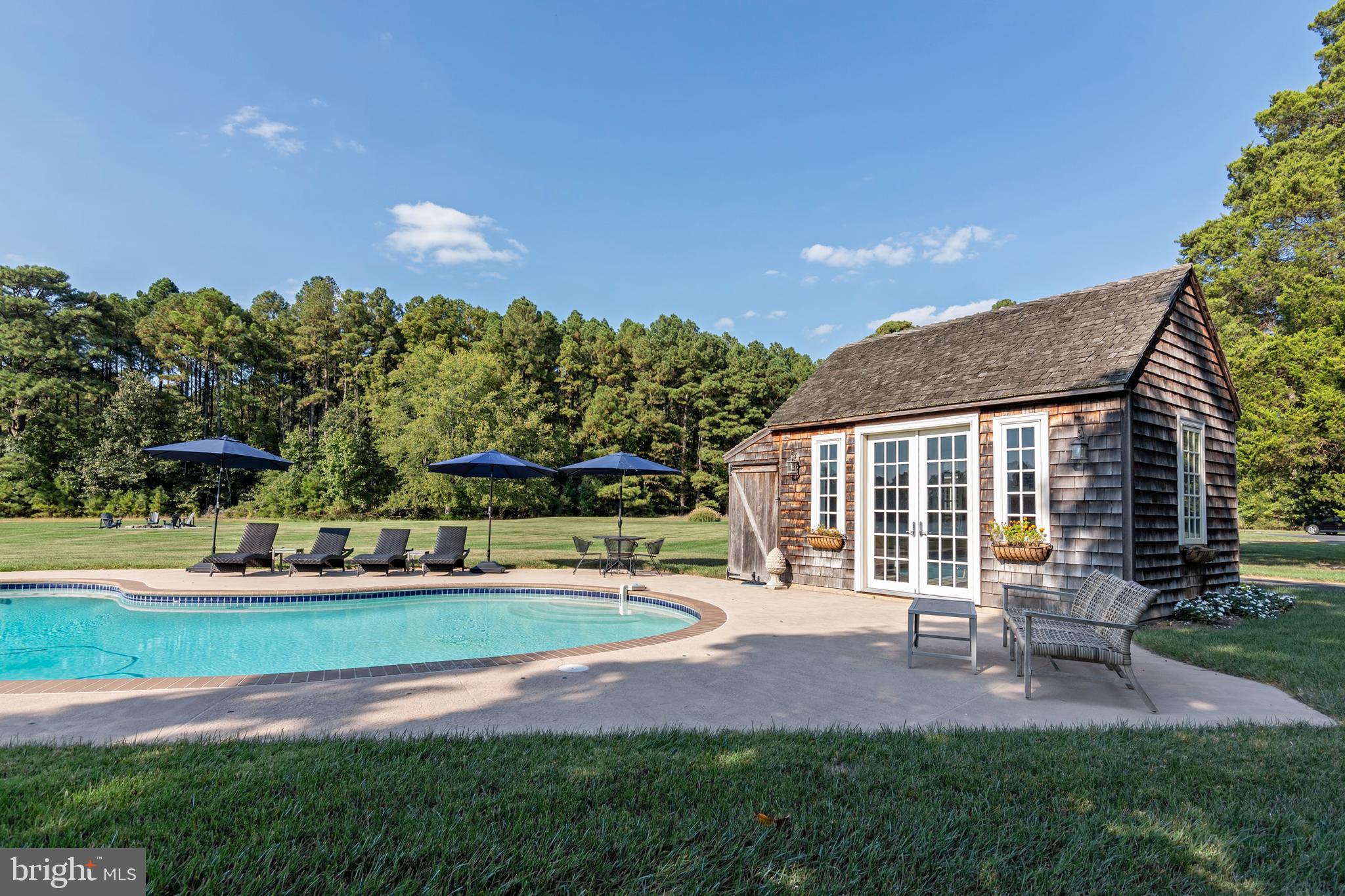 EASTON - Residential