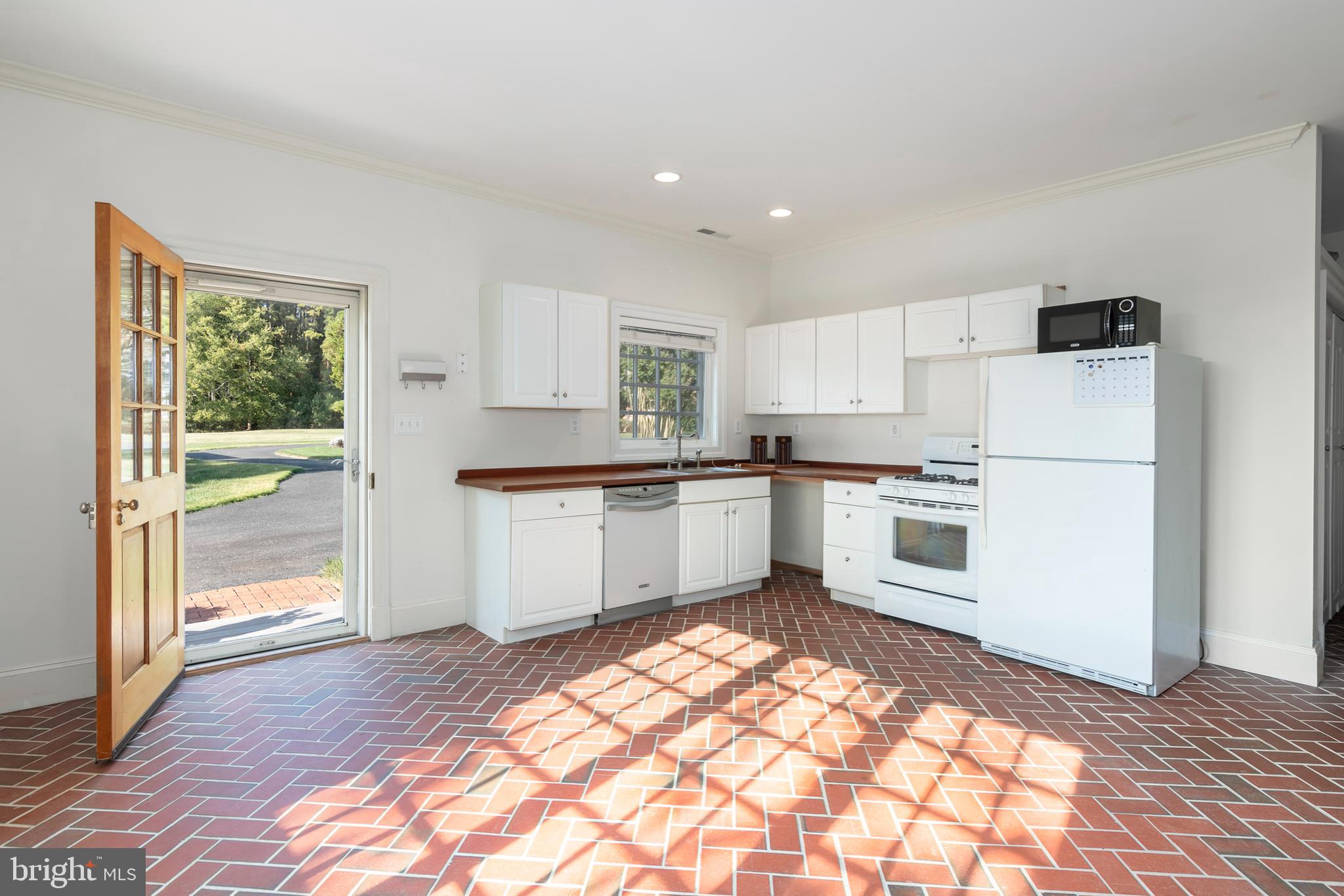 EASTON - Residential