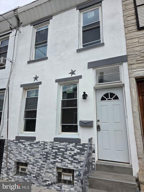 Townhouse For Sale - 5018 Glenloch Street<br/> PHILADELPHIA, PA 19124