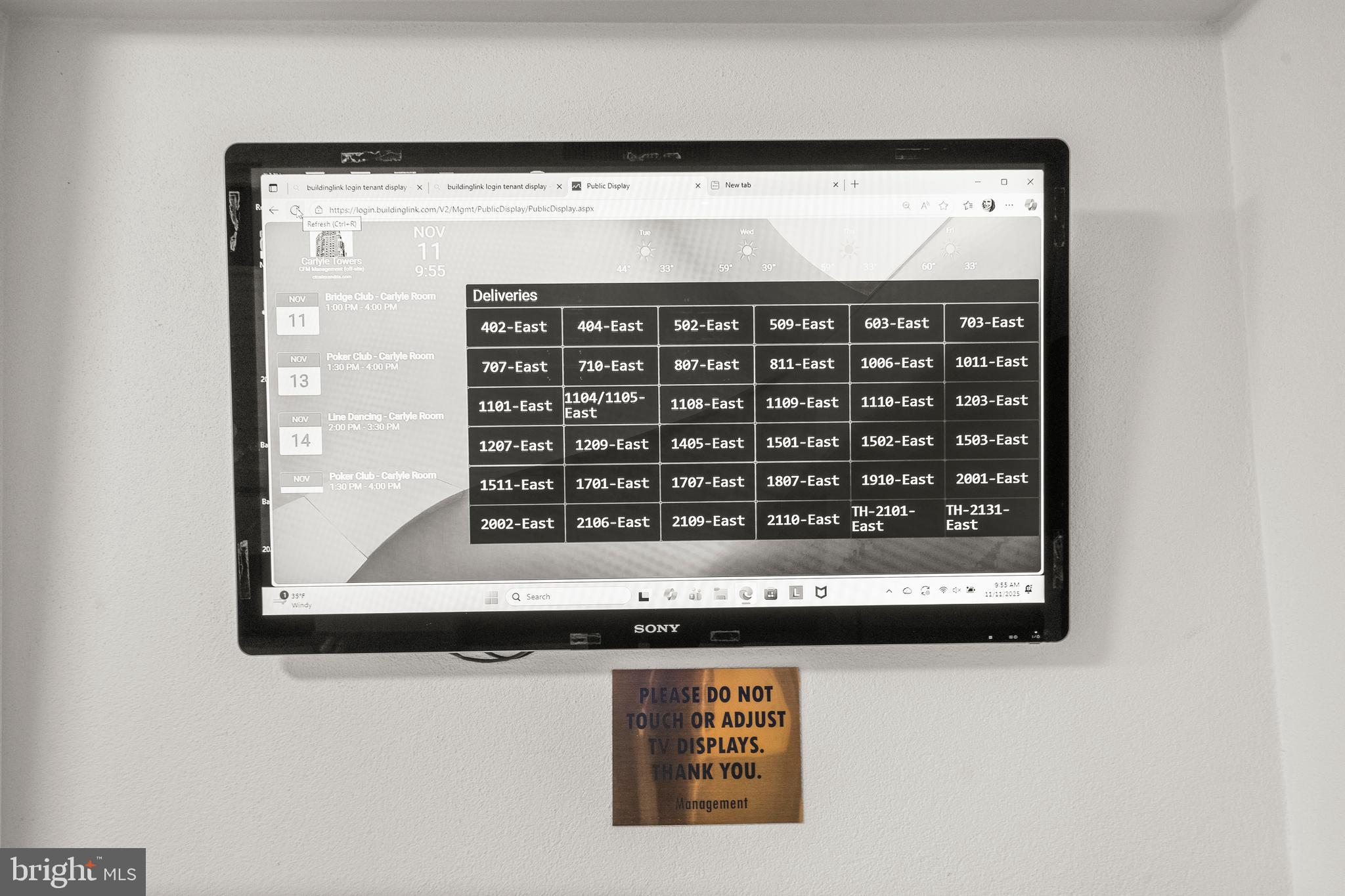 CARLYLE TOWERS - Residential