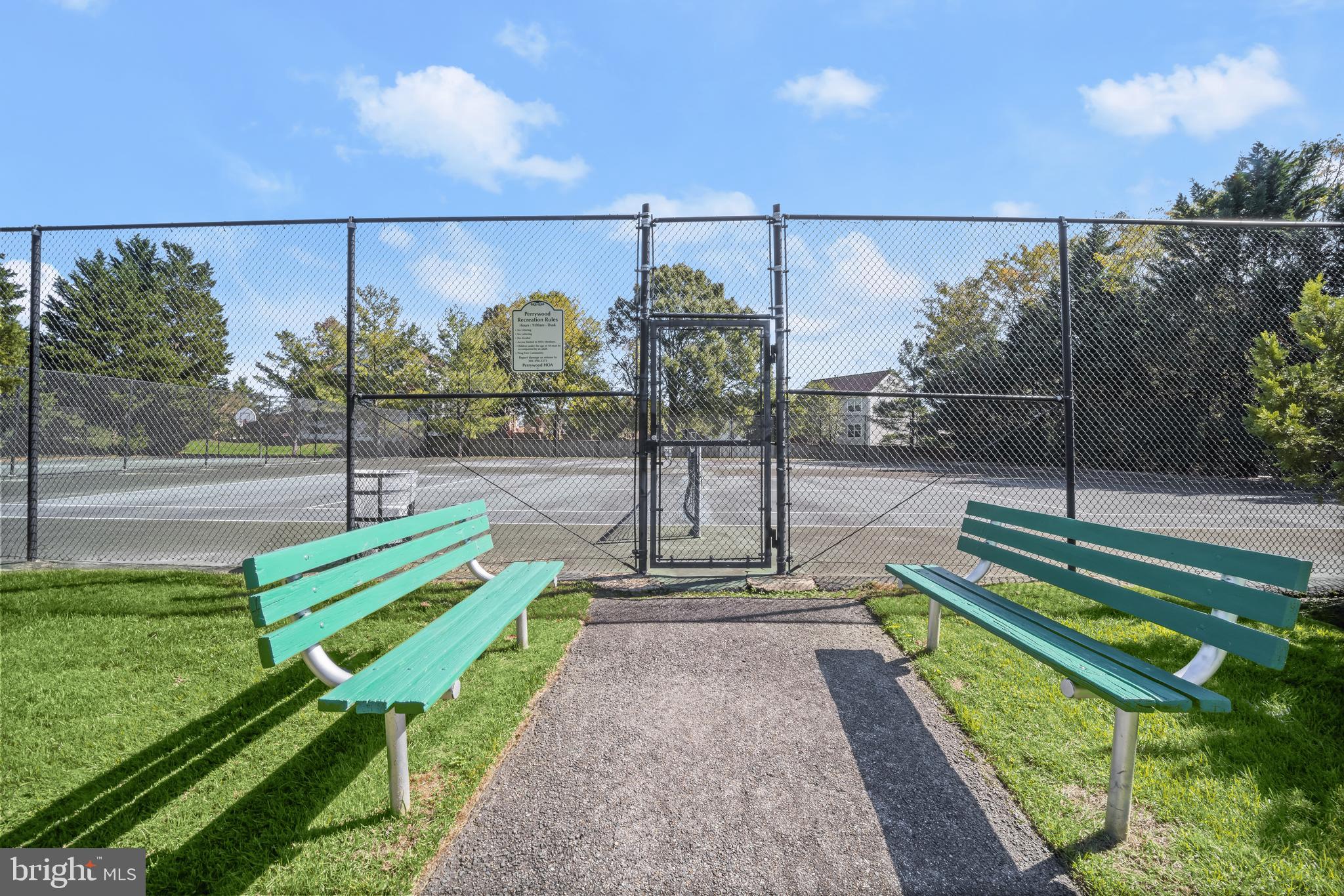 PERRYWOOD - Residential