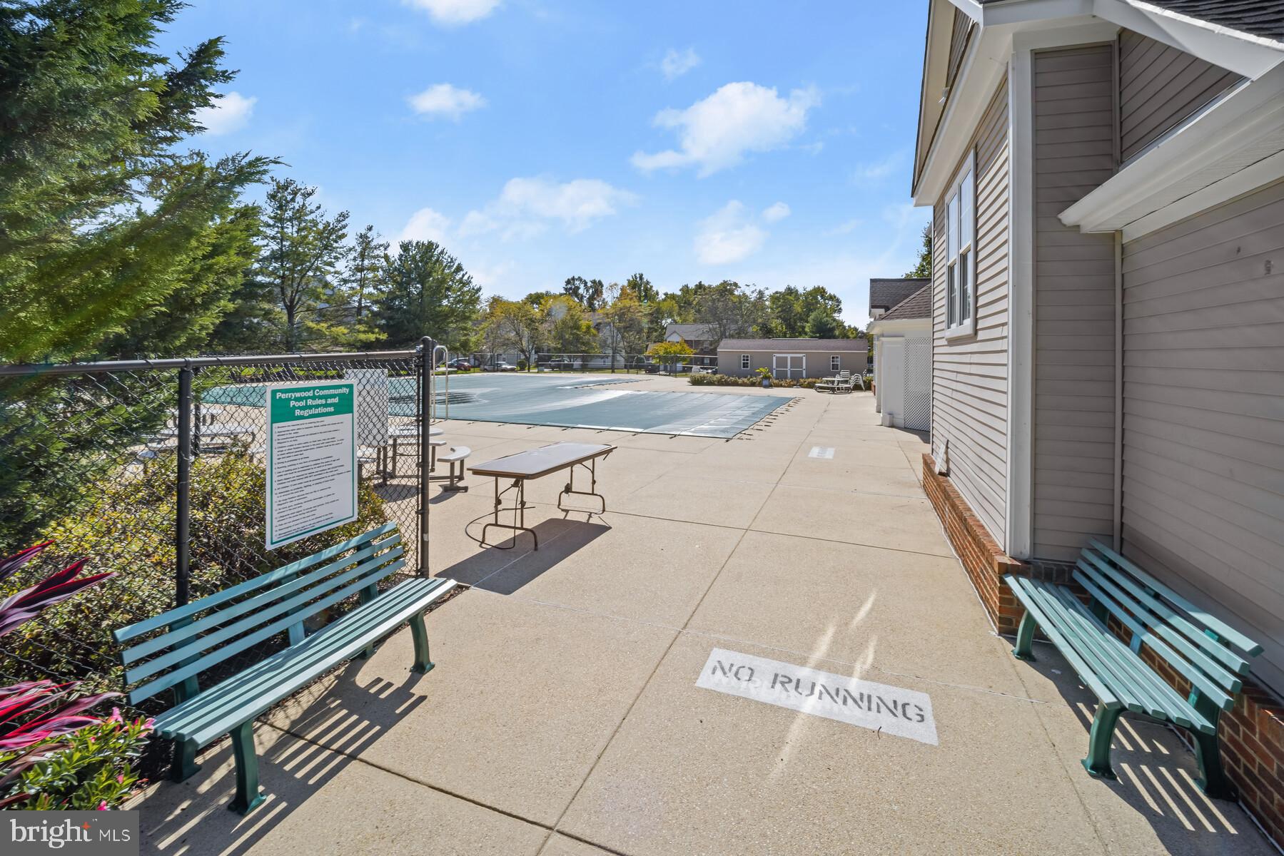 PERRYWOOD - Residential