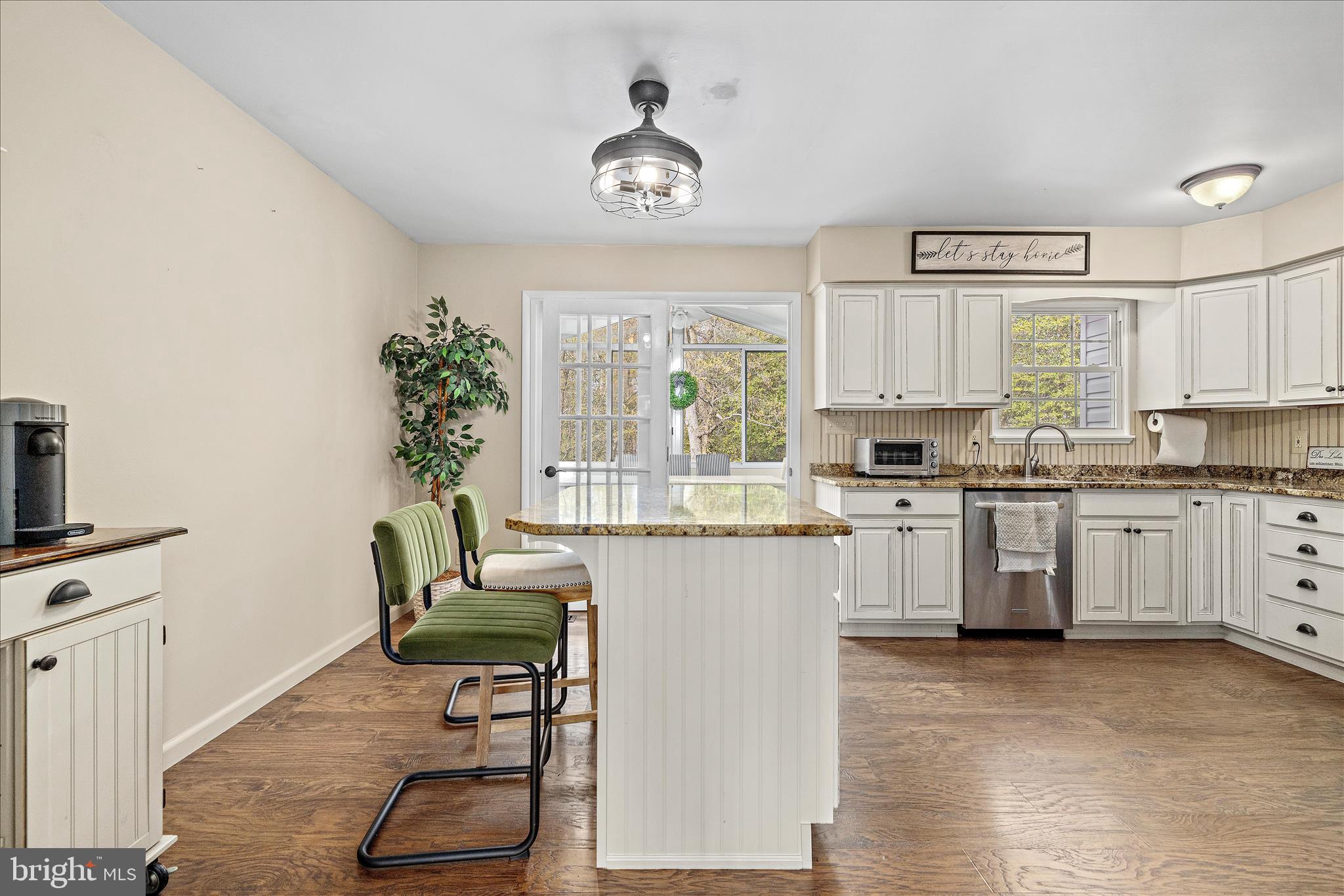 LONG POINT ON THE MAGOTHY - Residential