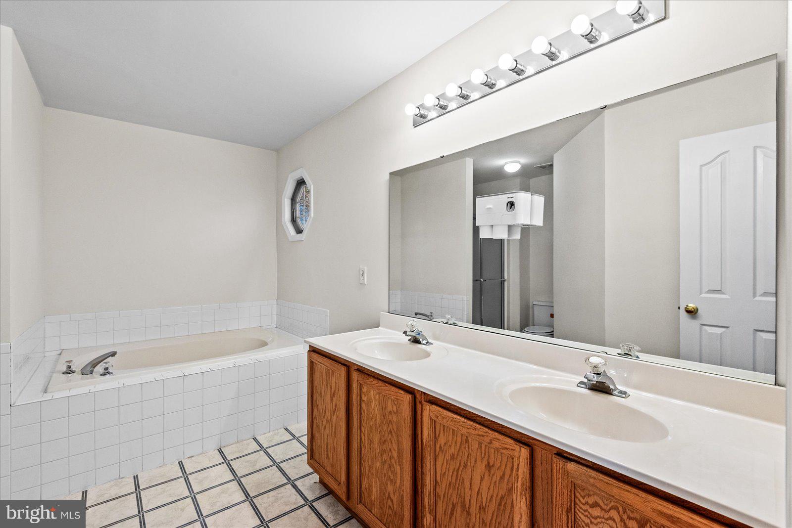 TIMBERLAKE - Residential Lease