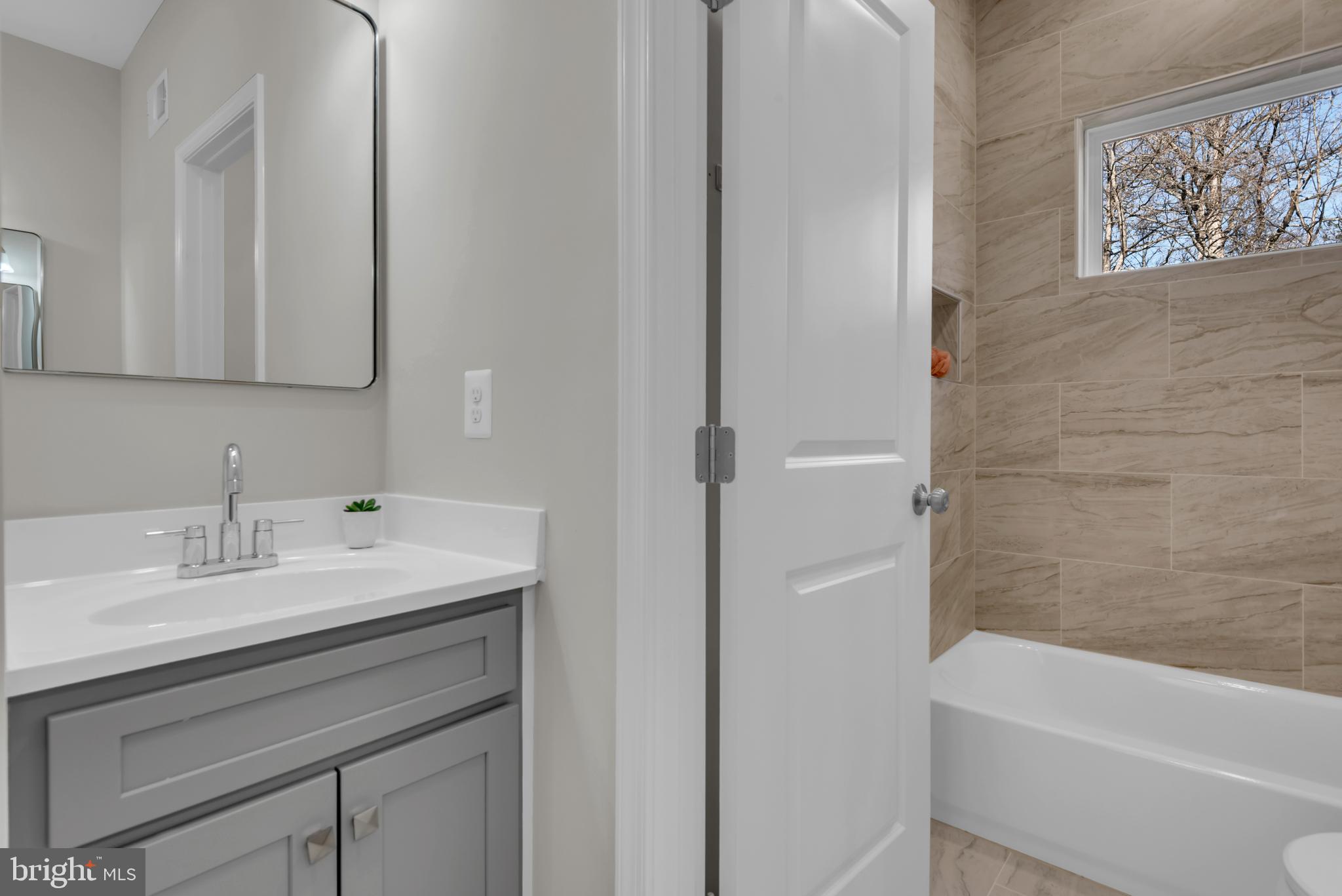 LINCOLNSHIRE> - Residential