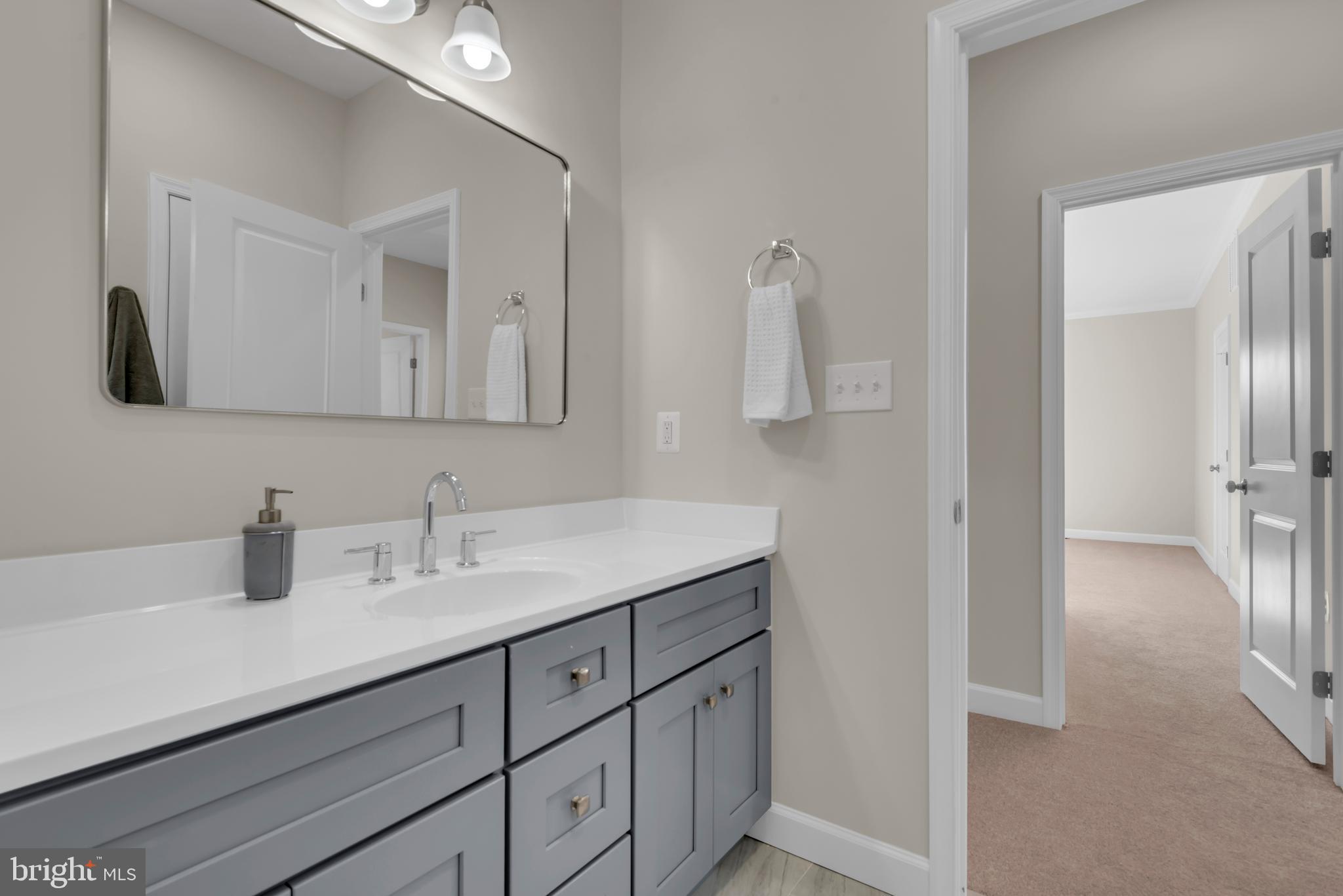 LINCOLNSHIRE> - Residential