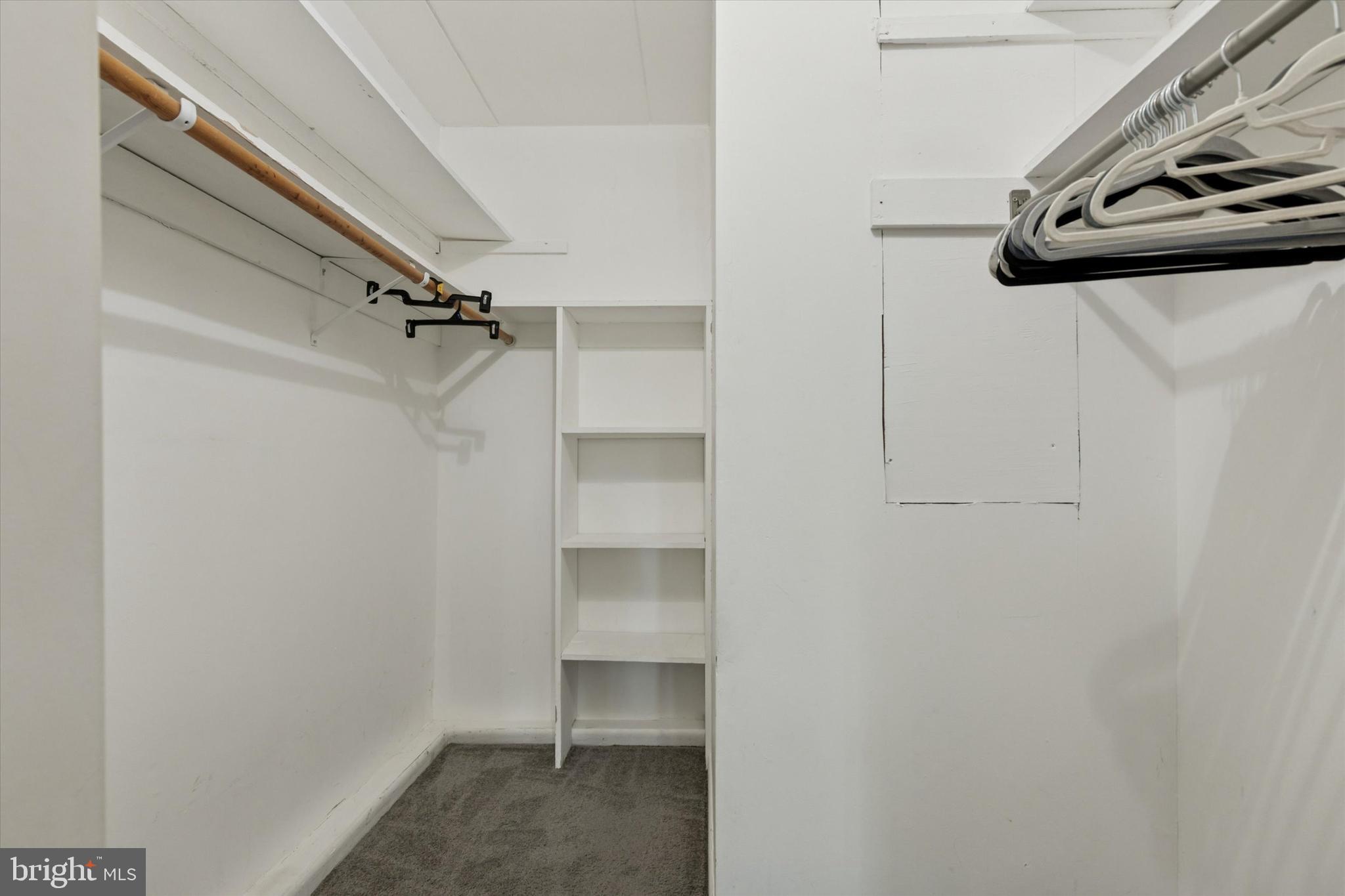 MEADOW WOOD - Residential