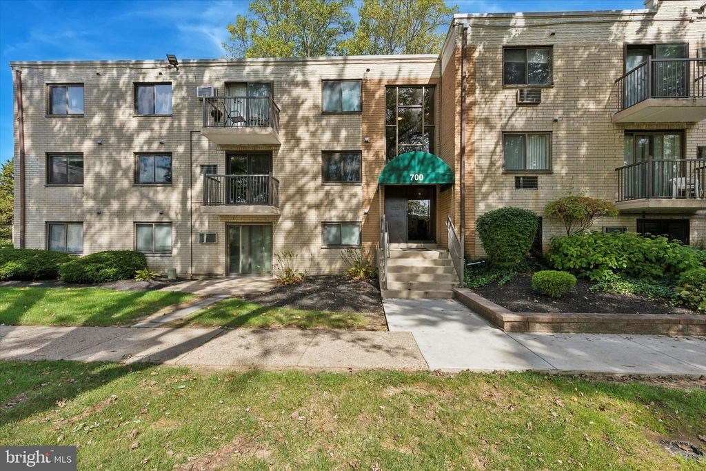 Photo of 1575 W Street Road #721, WARMINSTER, PA 18974 (MLS # PABU2106892)
