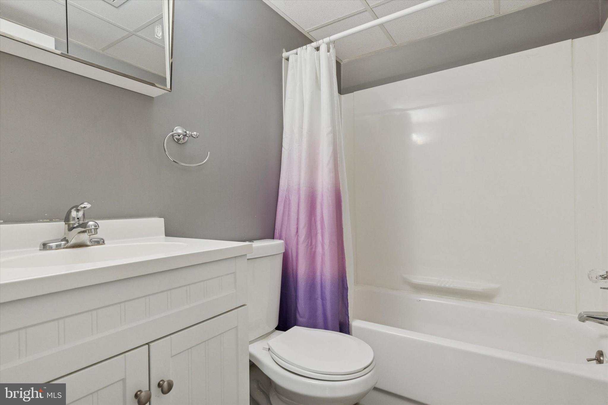 MEADOW WOOD - Residential