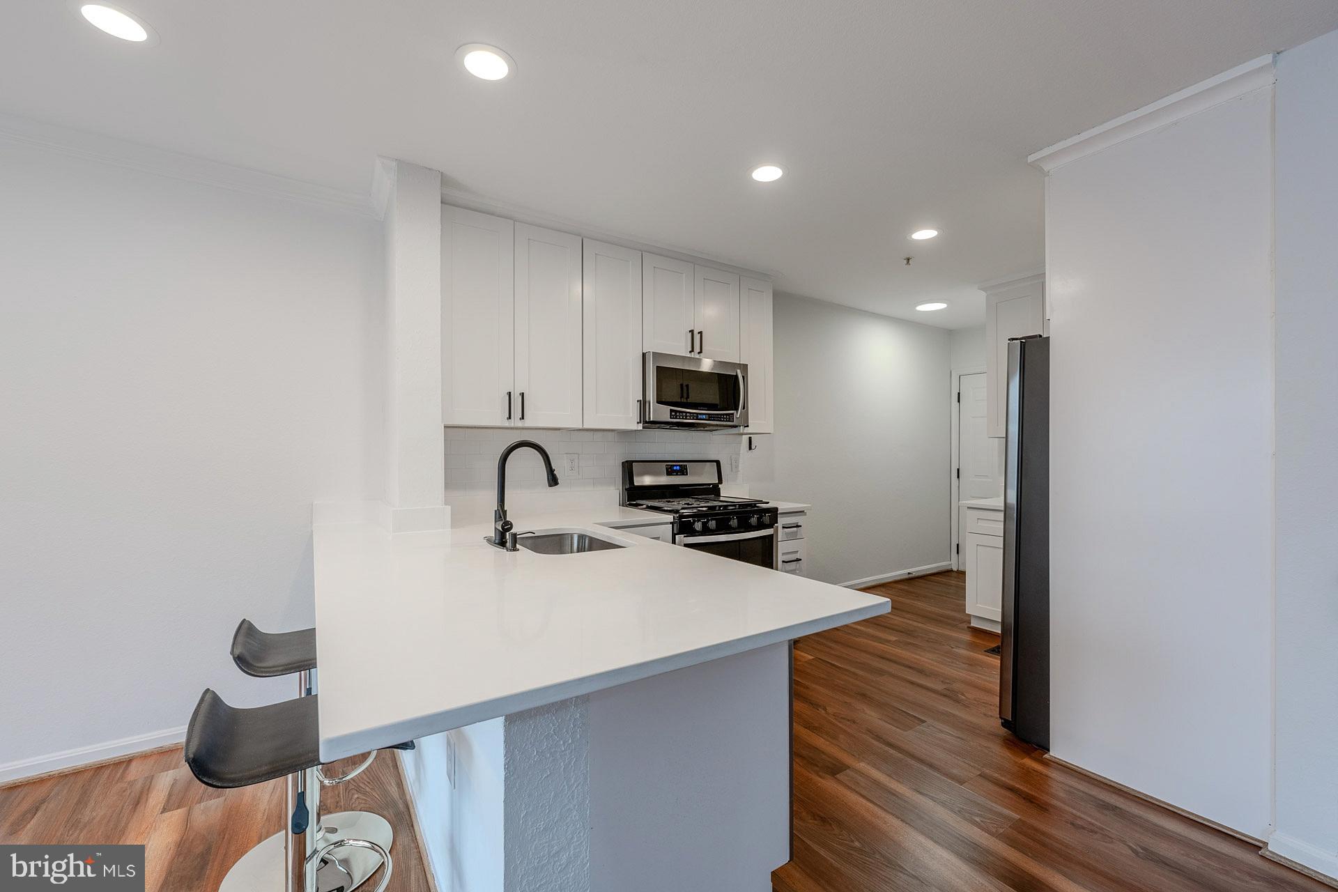 GATES OF FAIR LAKES - Residential