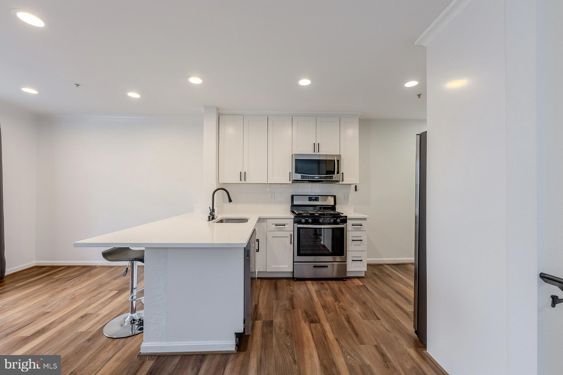 GATES OF FAIR LAKES - Residential