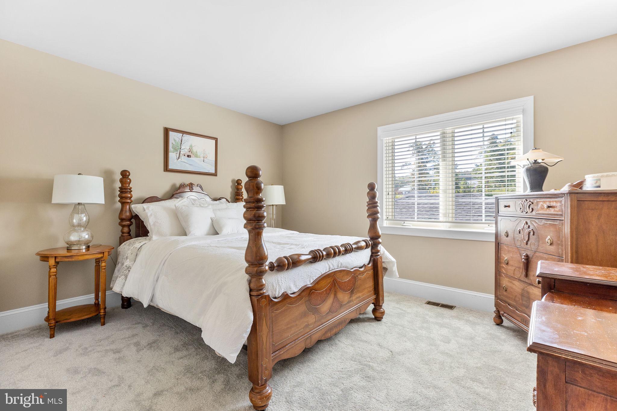 WEATHERSTONE - Residential