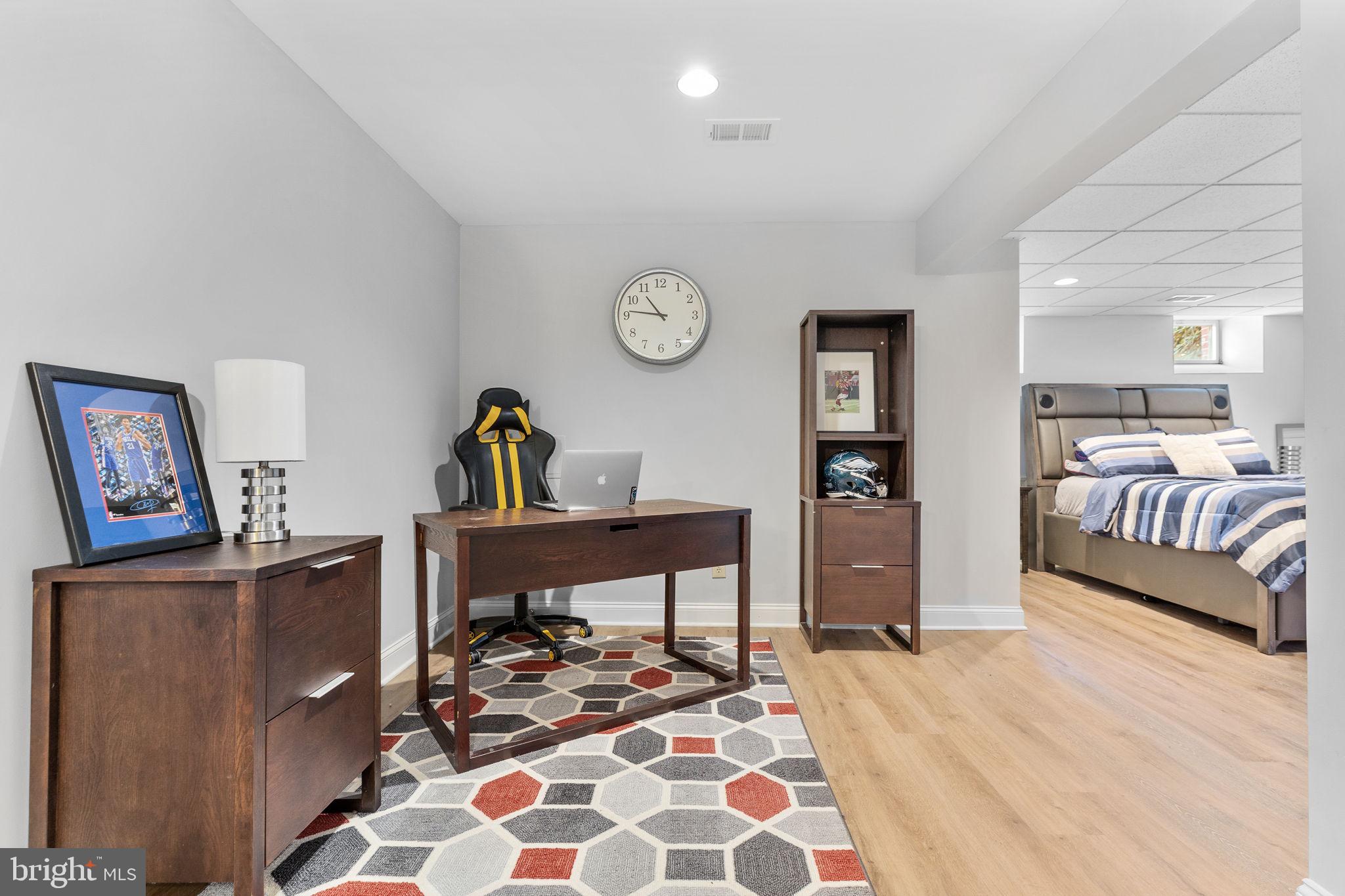 WEATHERSTONE - Residential