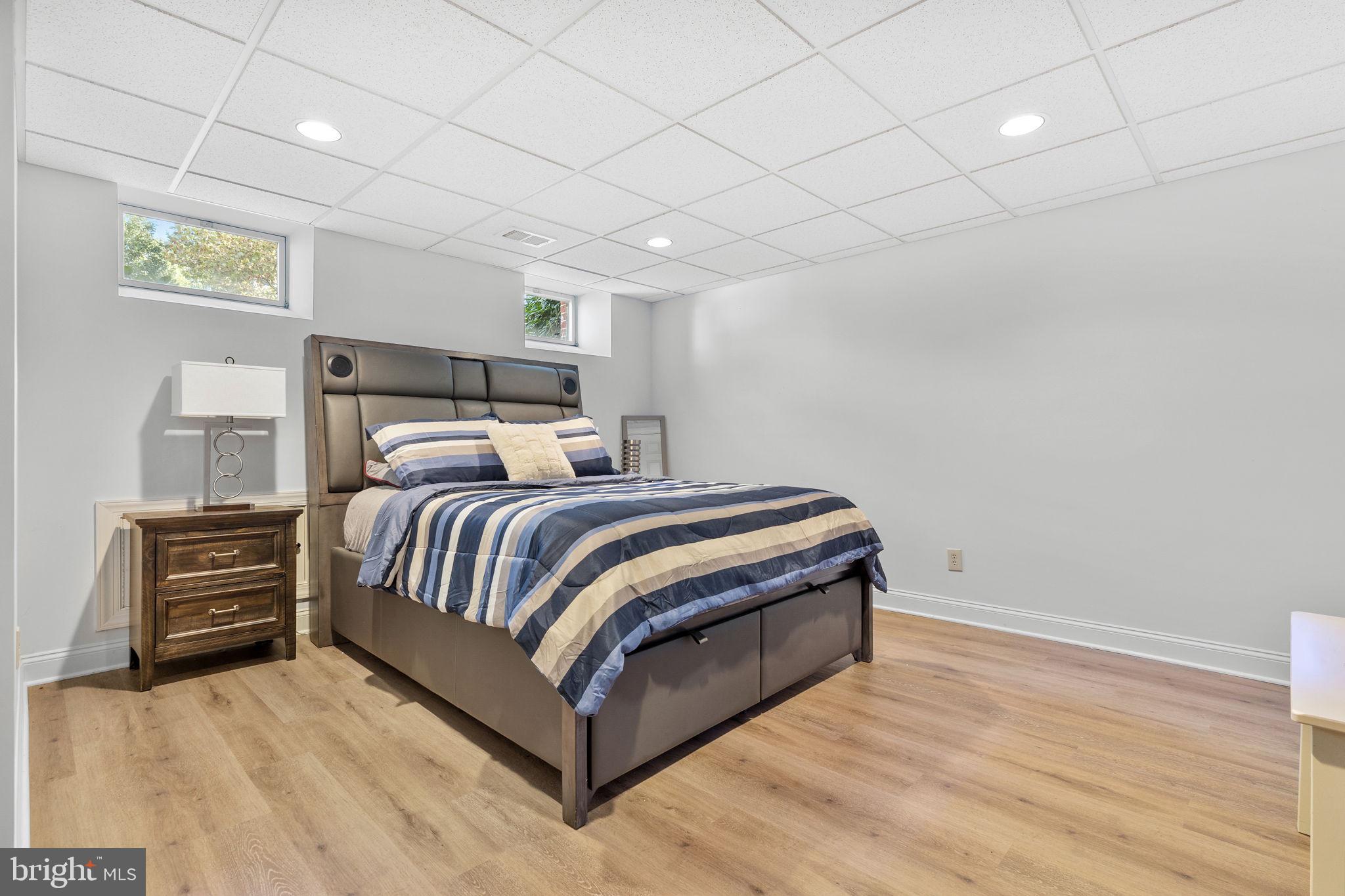 WEATHERSTONE - Residential