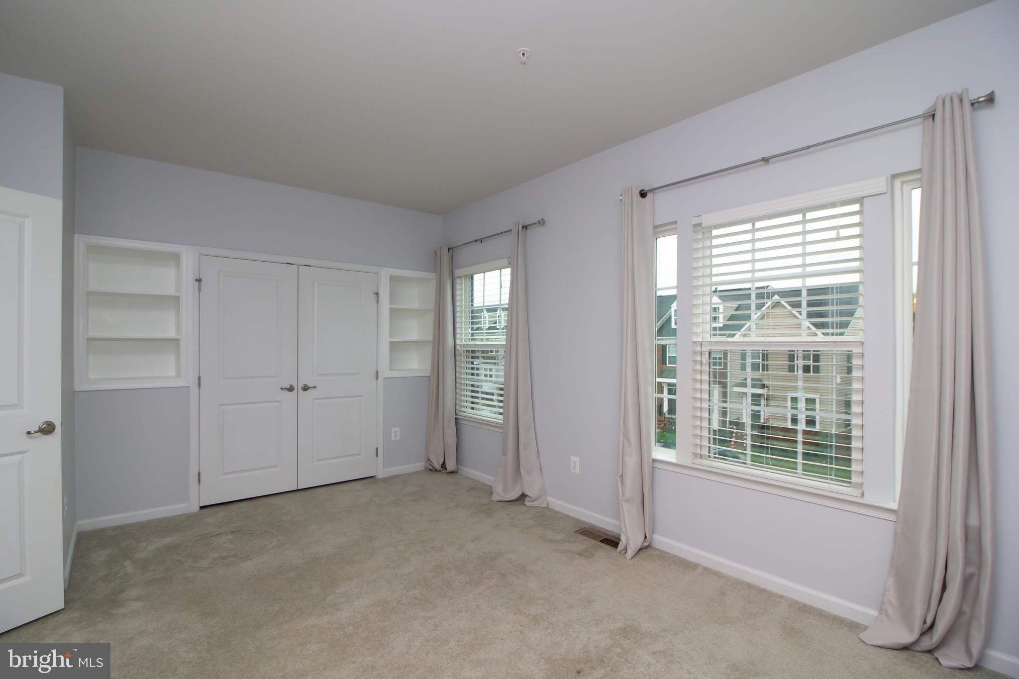 LANDSDALE - Residential Lease