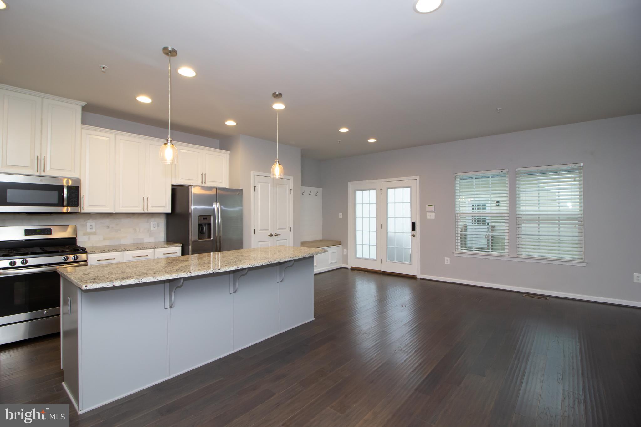 LANDSDALE - Residential Lease