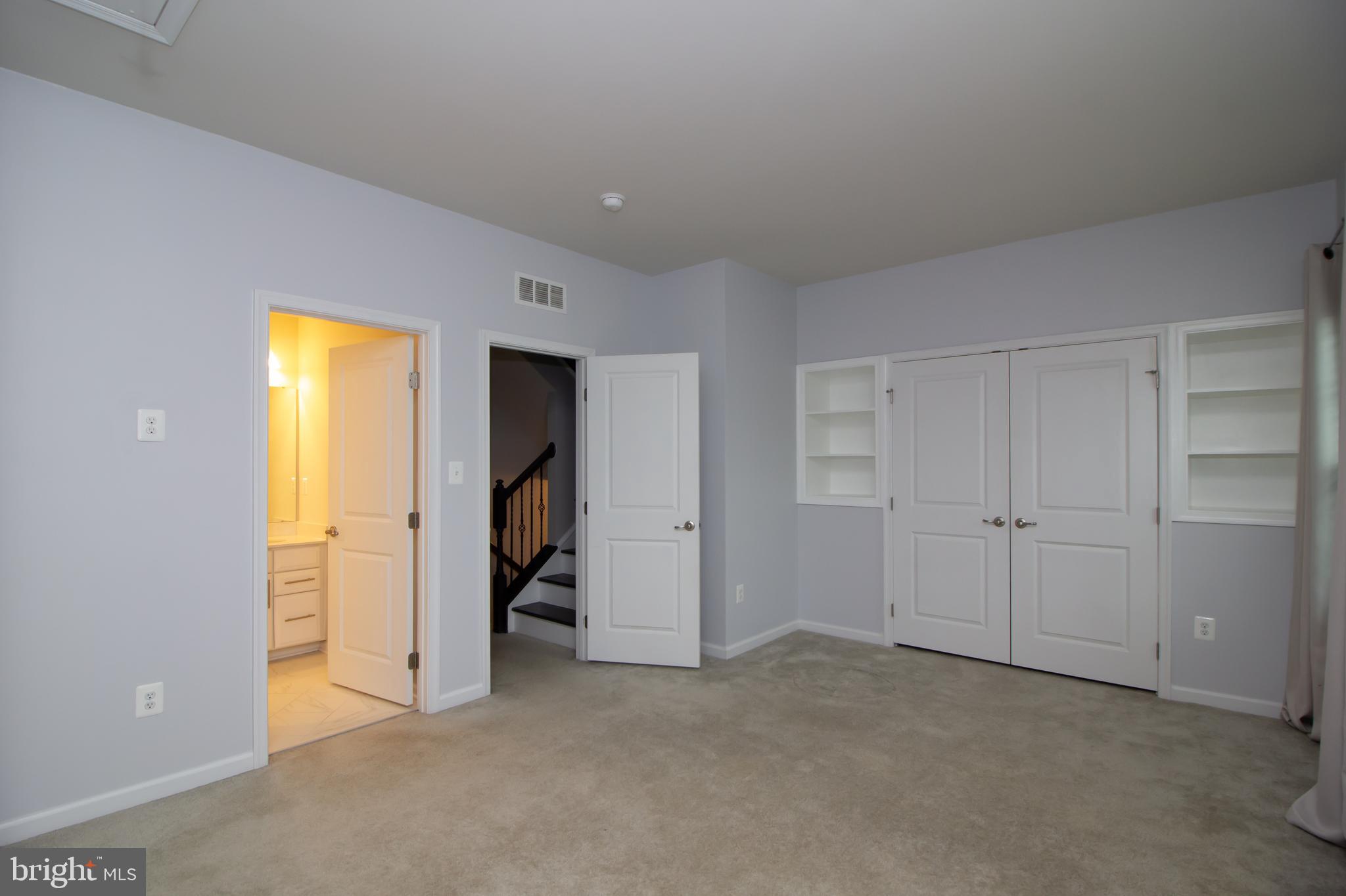 LANDSDALE - Residential Lease