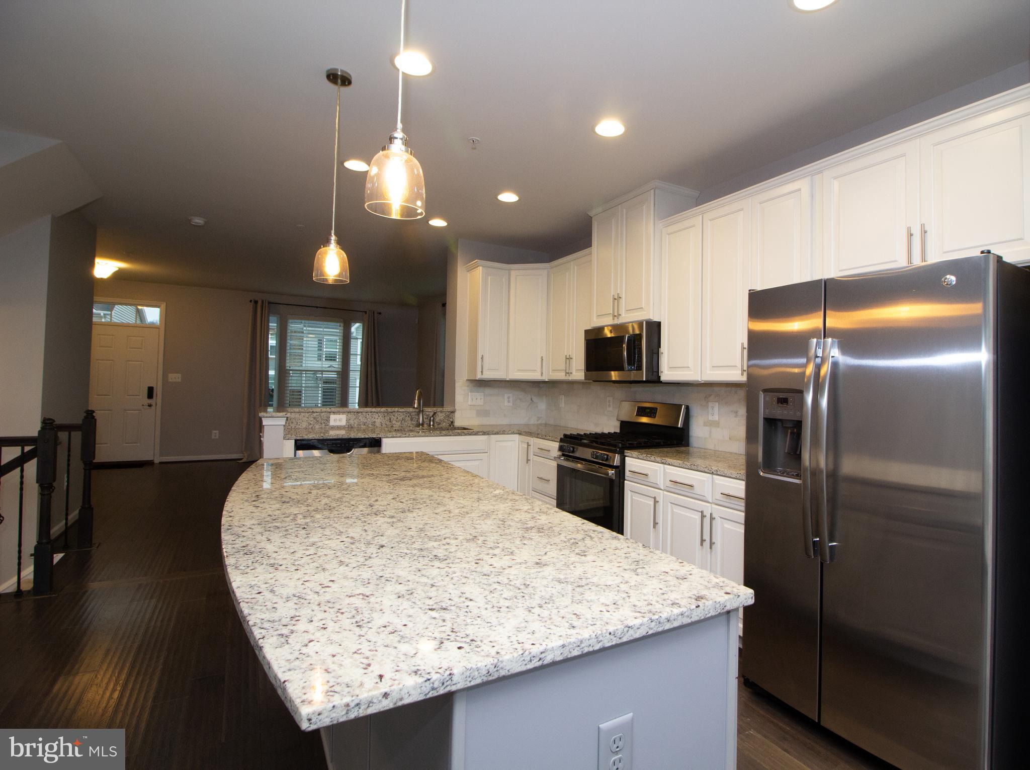 LANDSDALE - Residential Lease