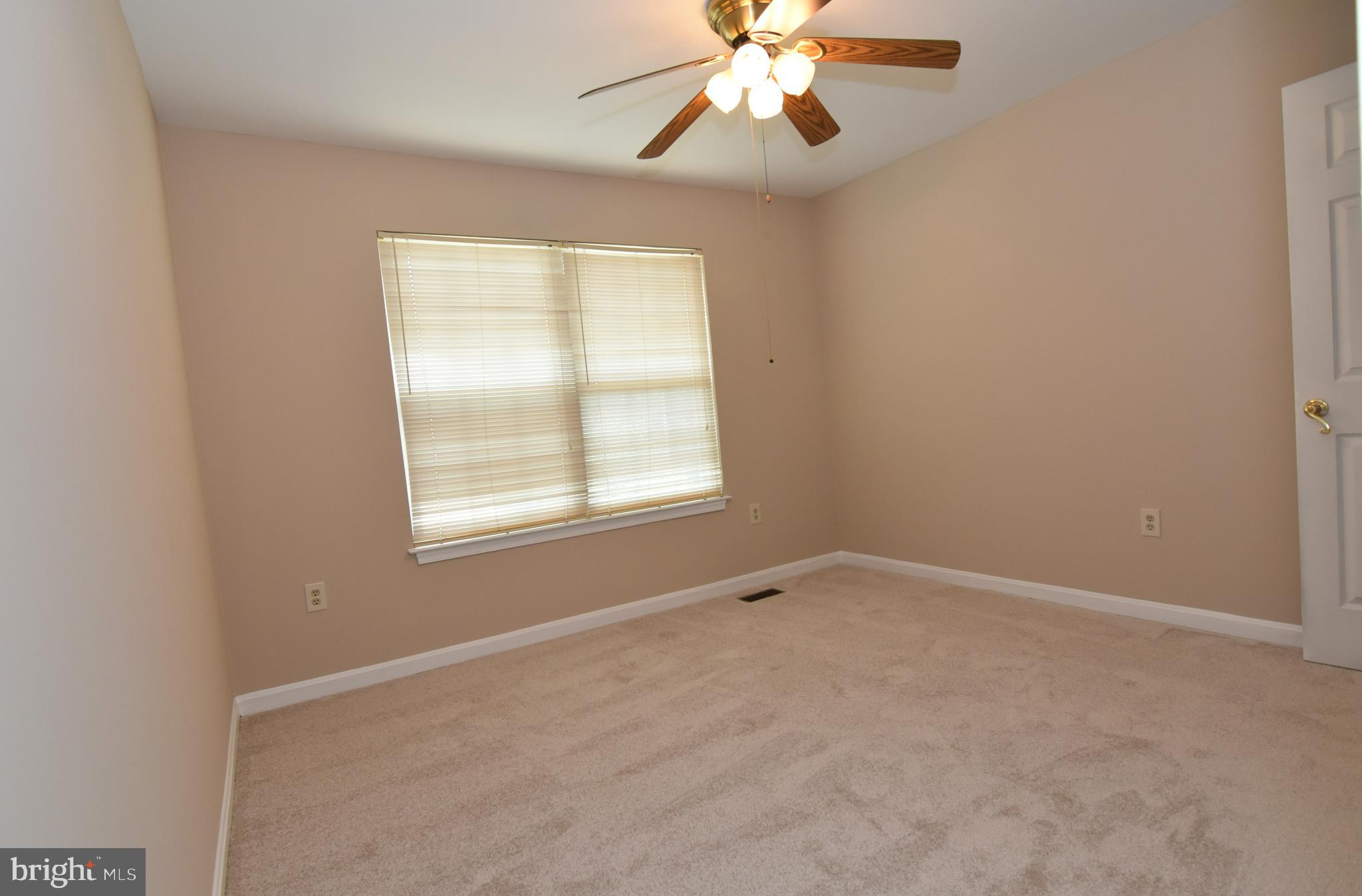 STRATFORD GLEN - Residential