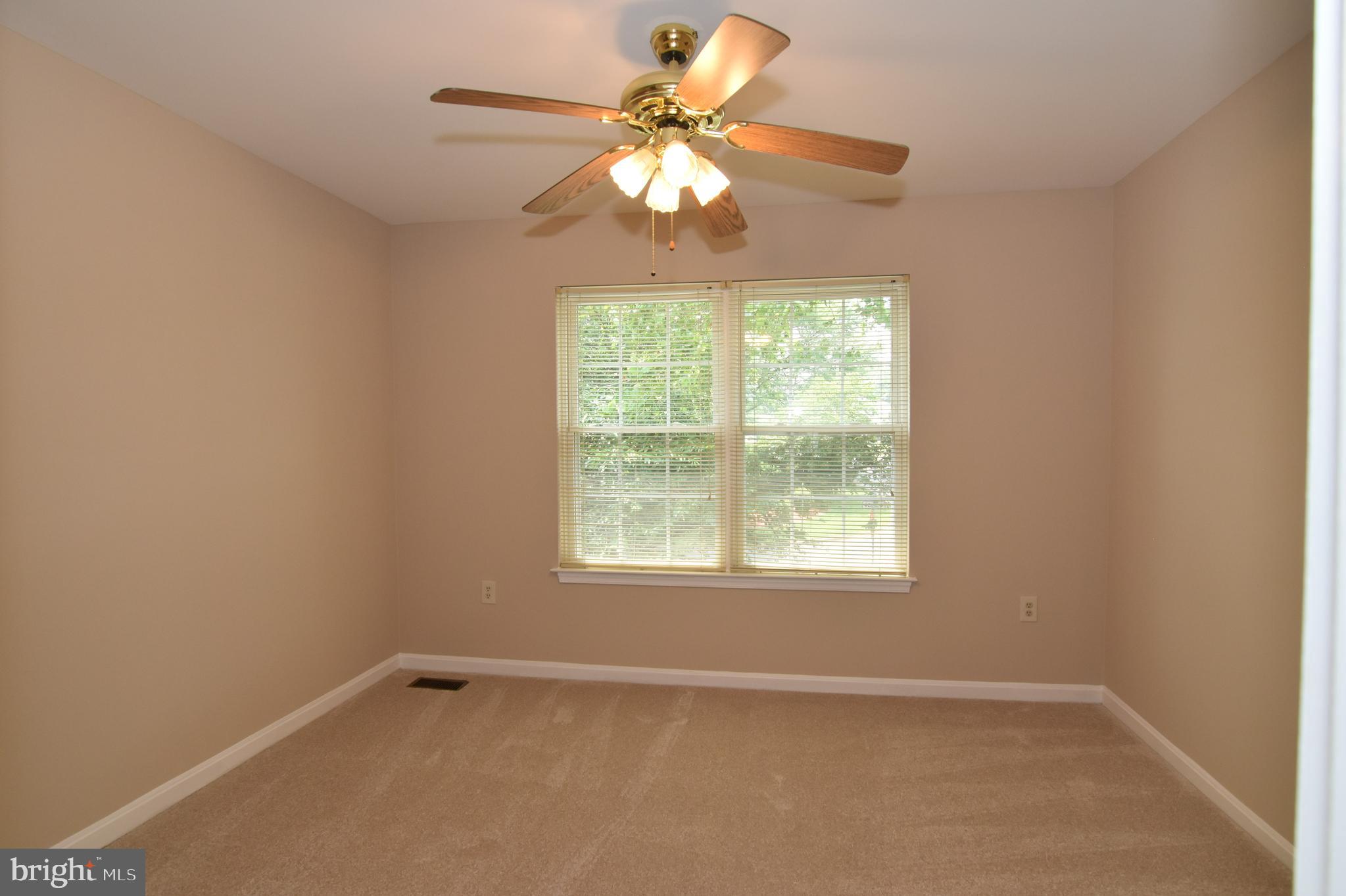 STRATFORD GLEN - Residential