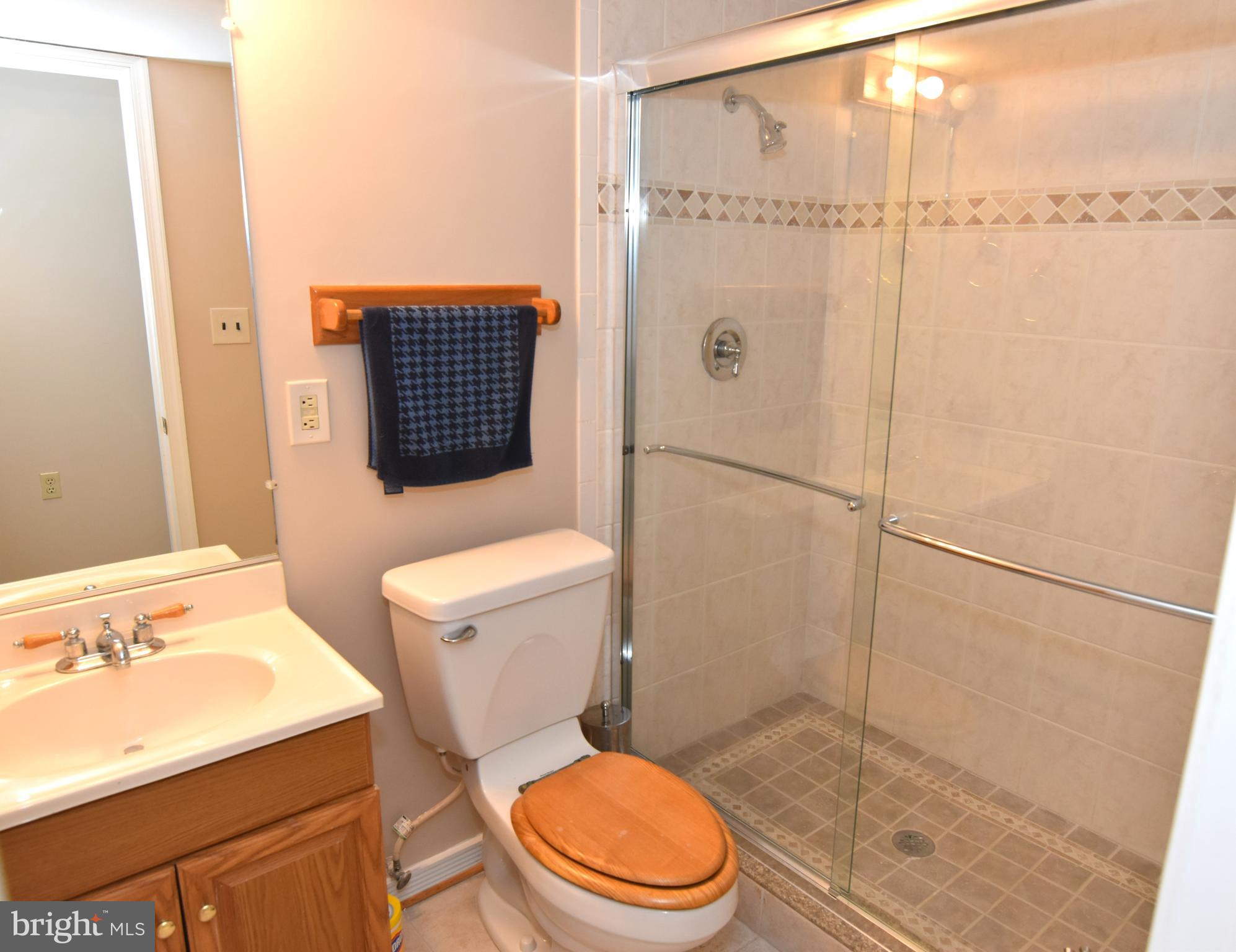 STRATFORD GLEN - Residential