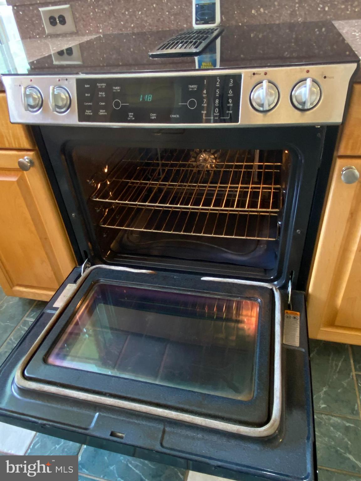 STRATFORD GLEN - Residential