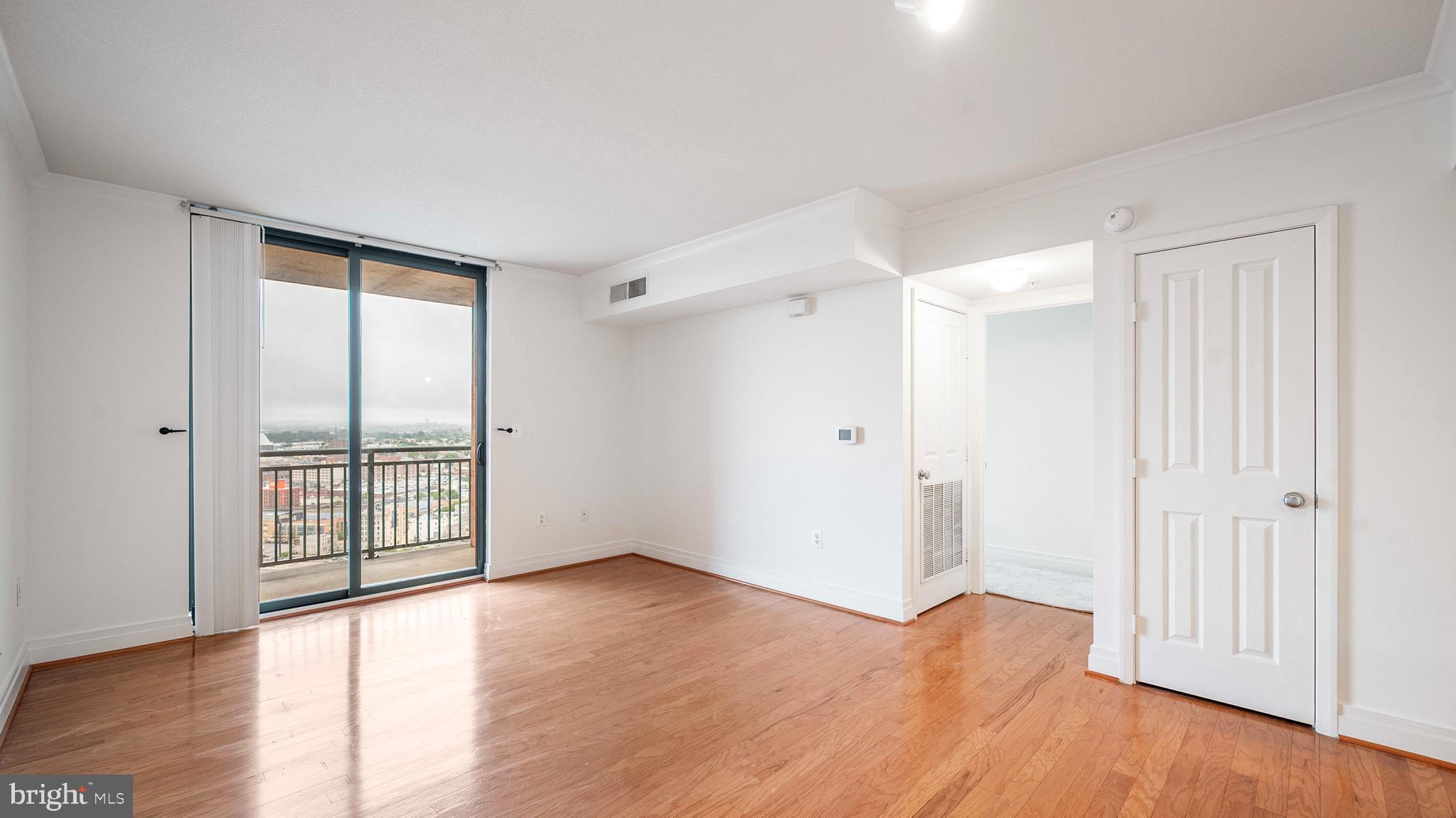 DOWNTOWN - Residential