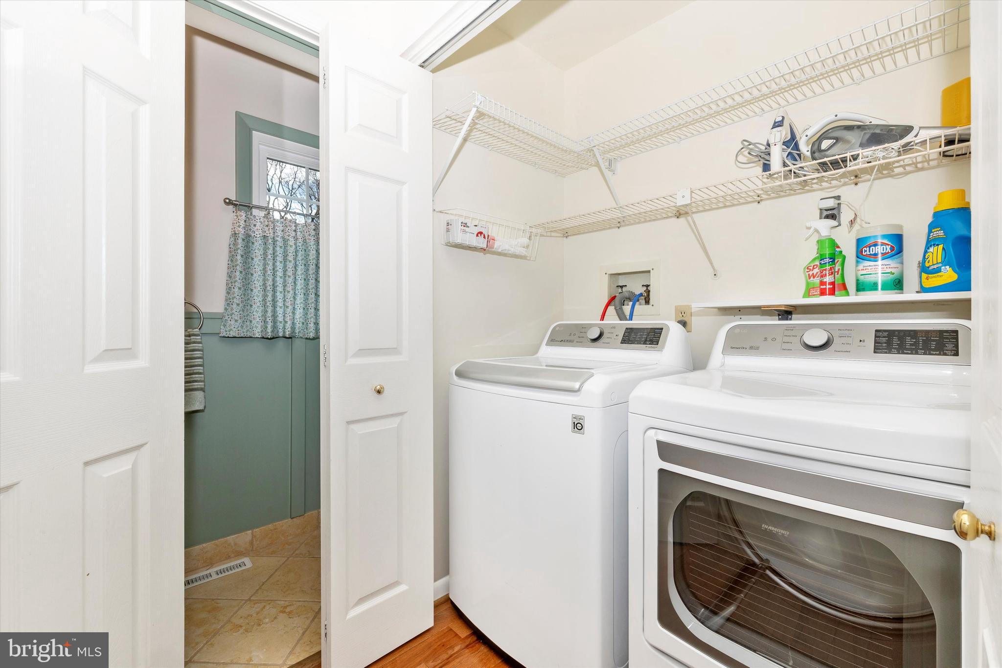 BURNT HICKORY - Residential