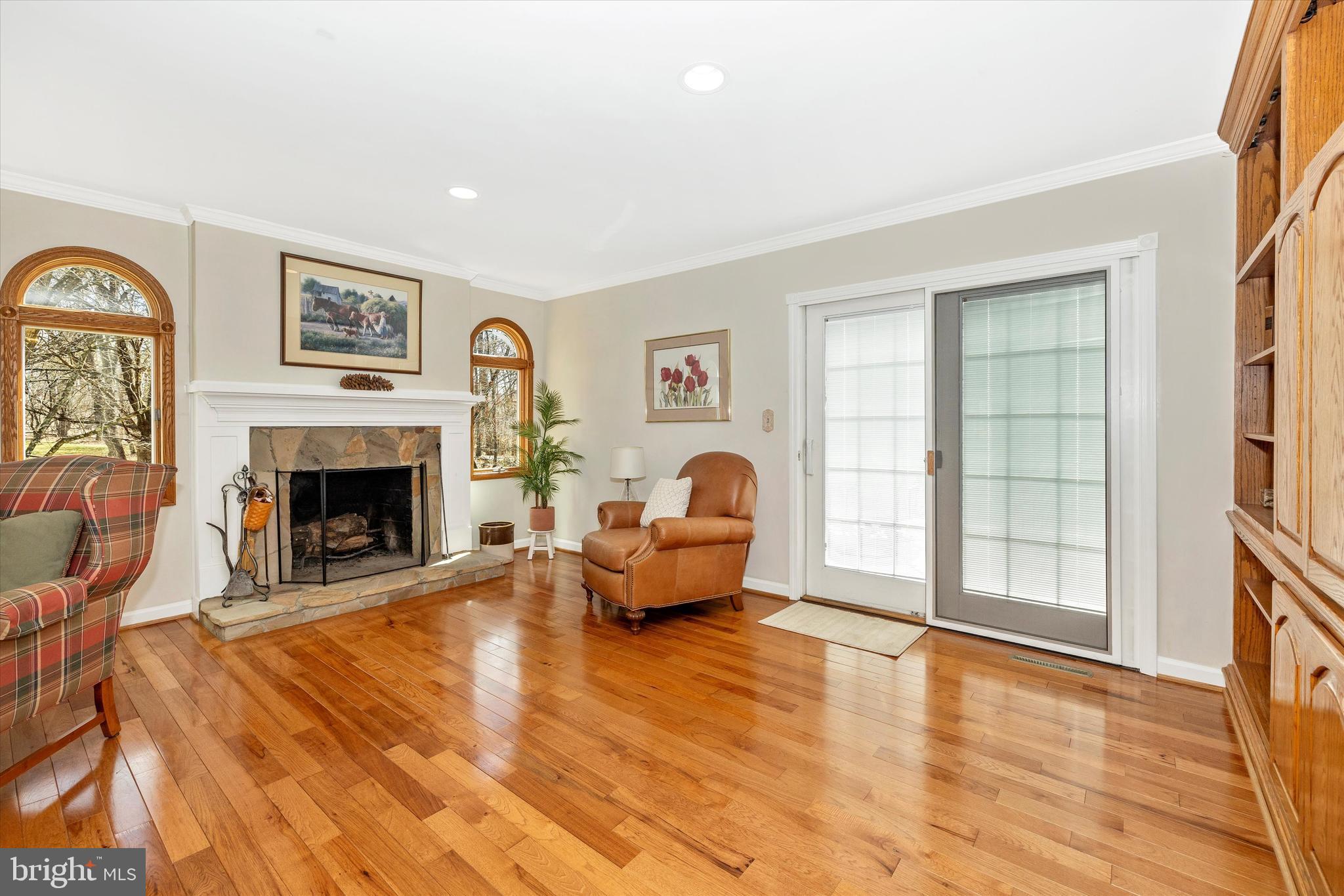 BURNT HICKORY - Residential