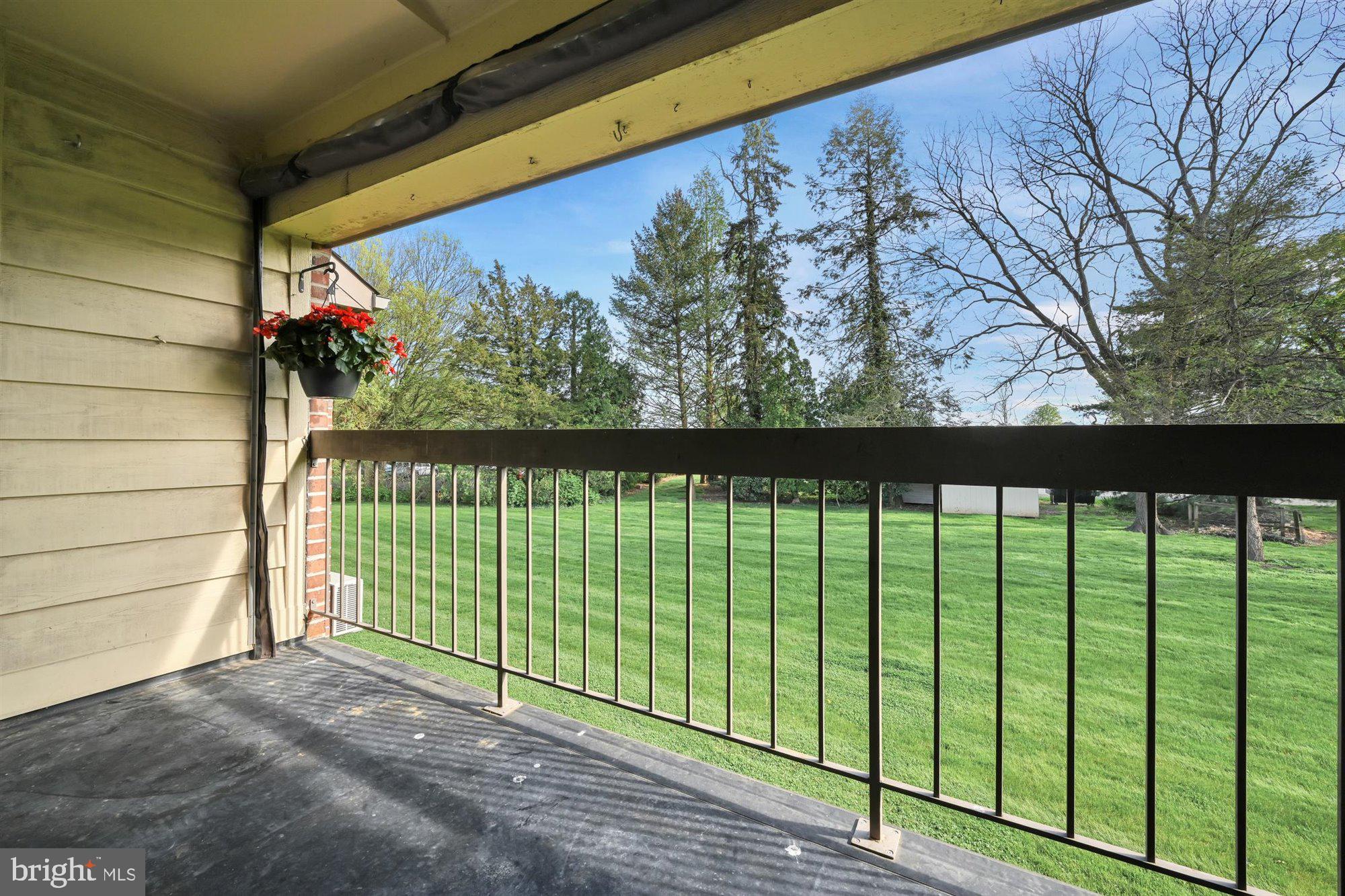 WINDSOR GARDENS - Residential